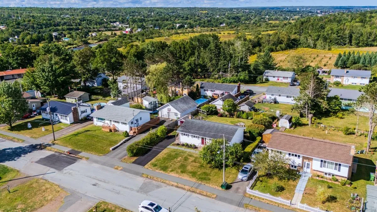 66 Scenic Dr, Bible Hill, NS B2N 4N5, 3 Bedrooms Bedrooms, ,2 BathroomsBathrooms,Residential,For Sale,Scenic Dr,202521333