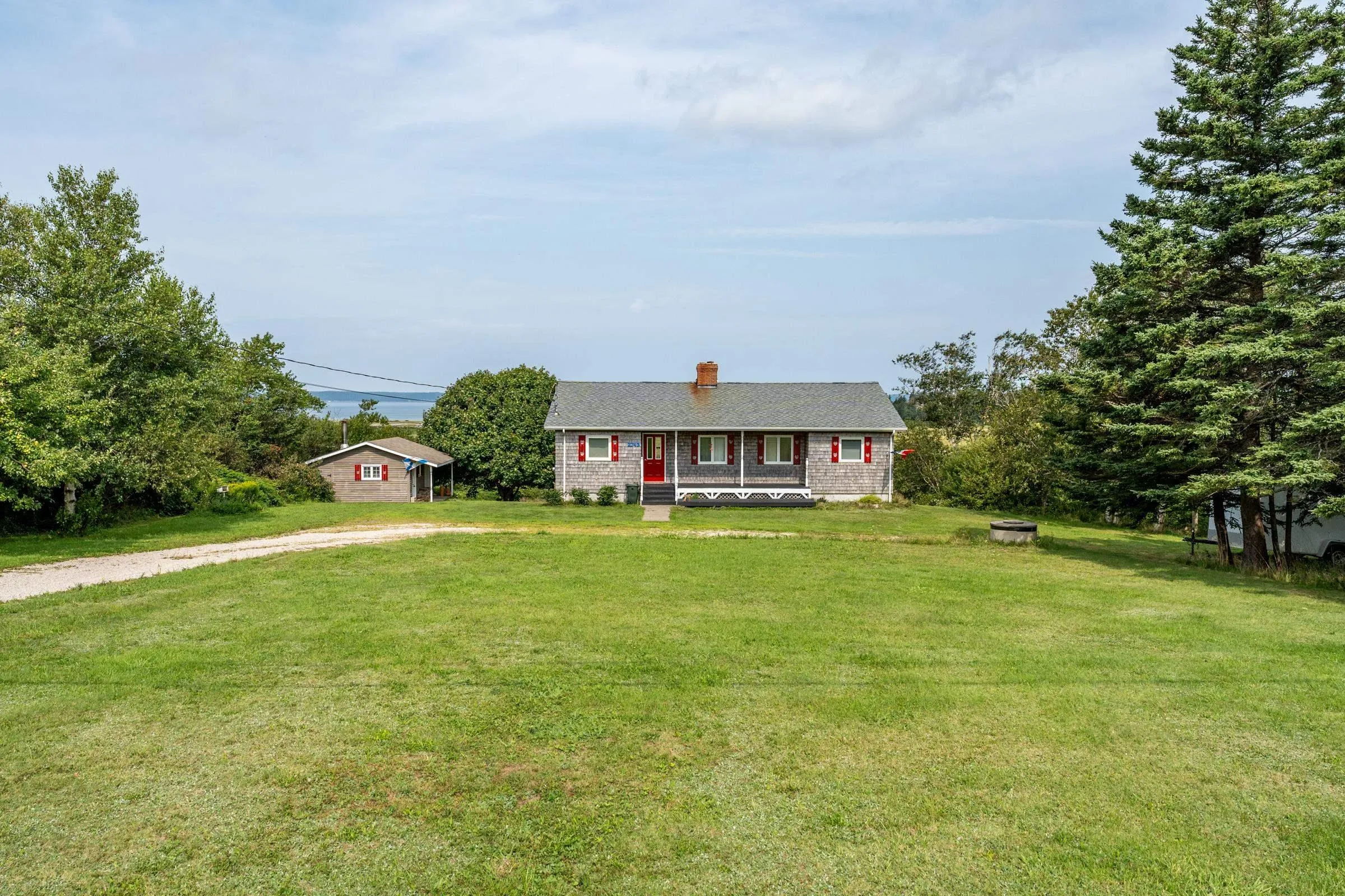2743 Highway 1, Grosses Coques Ns B0w 1m0, 4 Bedrooms Bedrooms, ,3 BathroomsBathrooms,Residential,For Sale,Highway 1,202420327