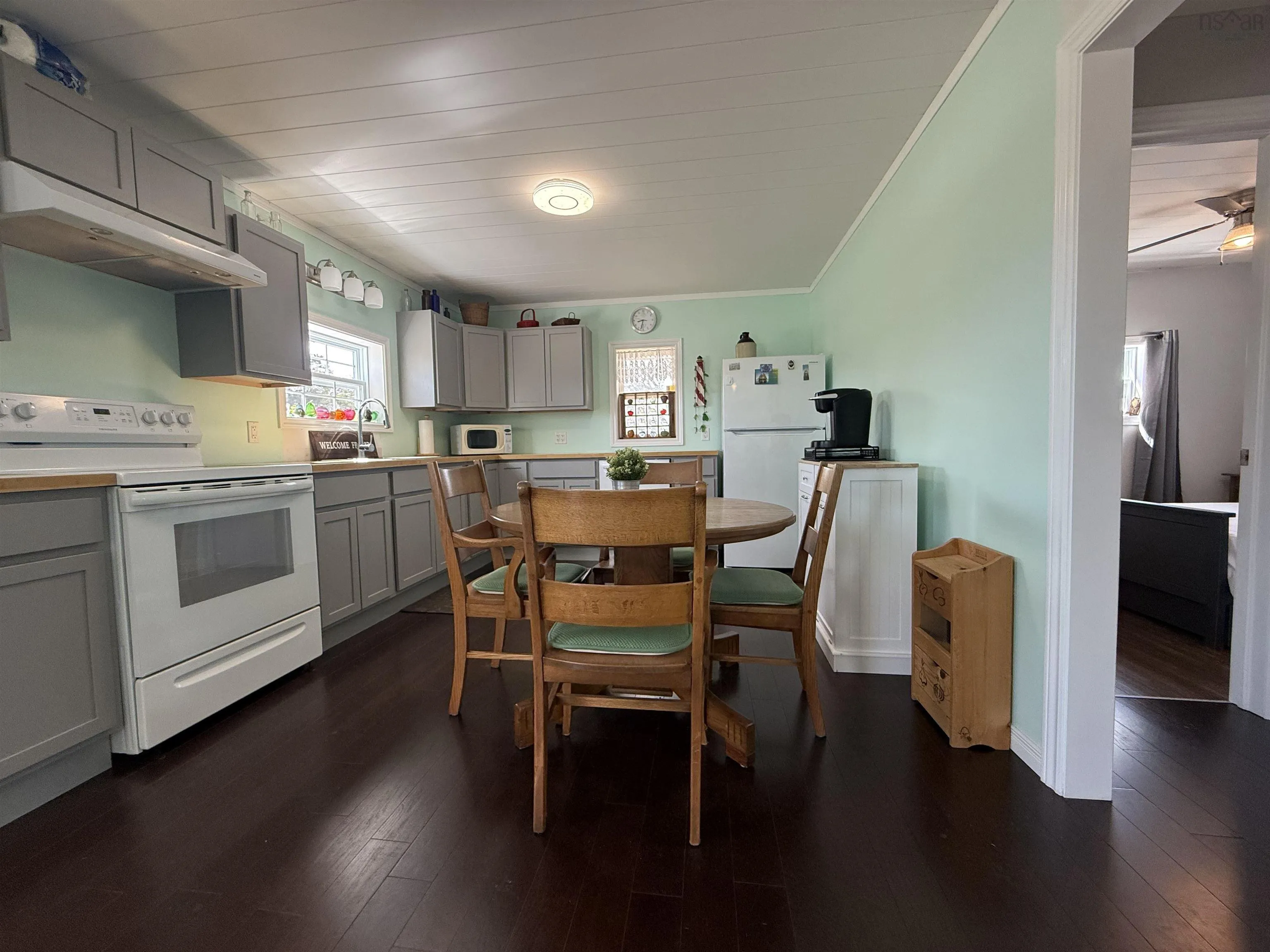 3524 Eastern Avenue, Parrsboro Ns B0m 1s0, 2 Bedrooms Bedrooms, ,1 BathroomBathrooms,Residential,For Sale,Eastern,202506409