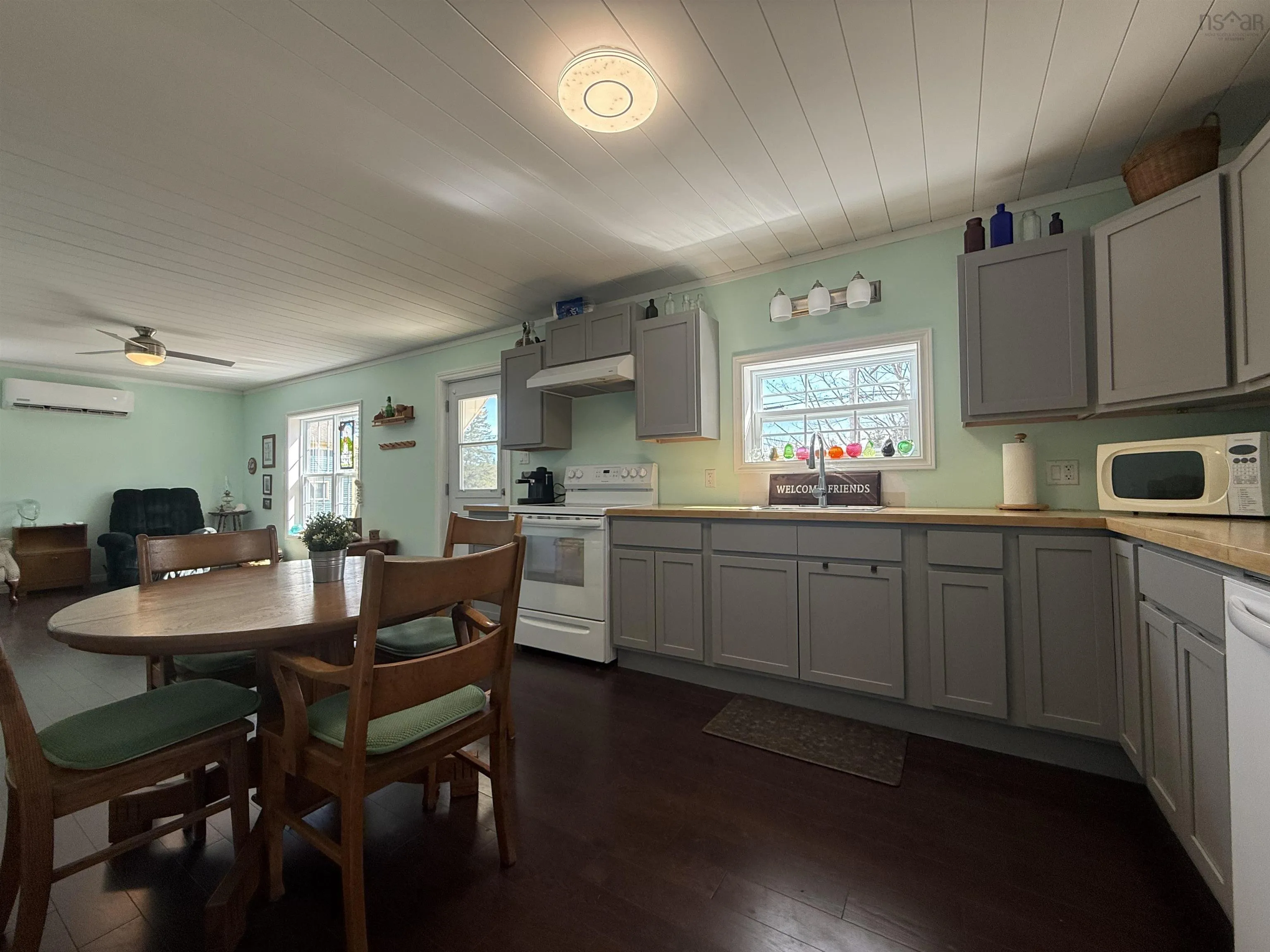 3524 Eastern Avenue, Parrsboro Ns B0m 1s0, 2 Bedrooms Bedrooms, ,1 BathroomBathrooms,Residential,For Sale,Eastern,202506409
