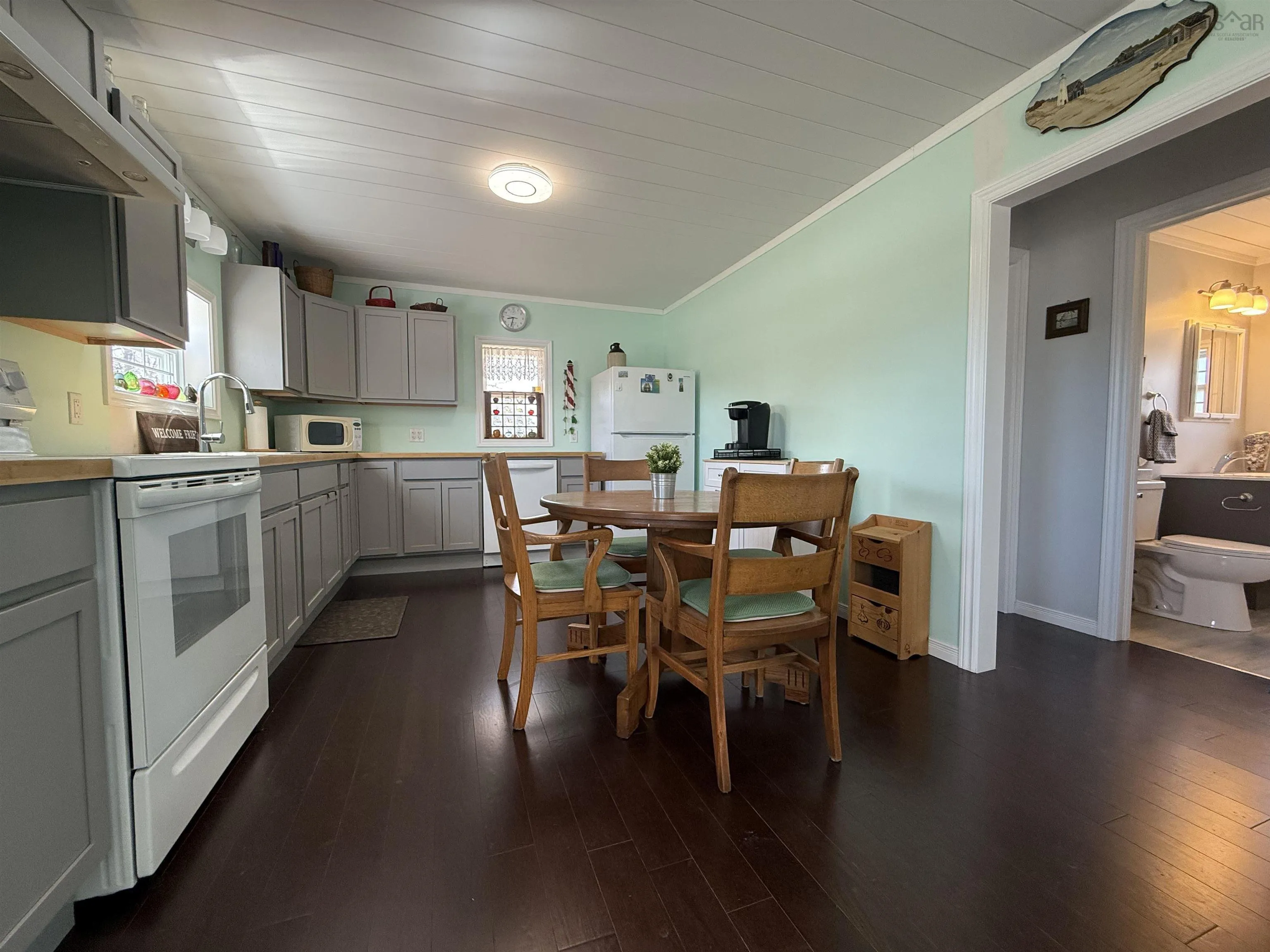 3524 Eastern Avenue, Parrsboro Ns B0m 1s0, 2 Bedrooms Bedrooms, ,1 BathroomBathrooms,Residential,For Sale,Eastern,202506409