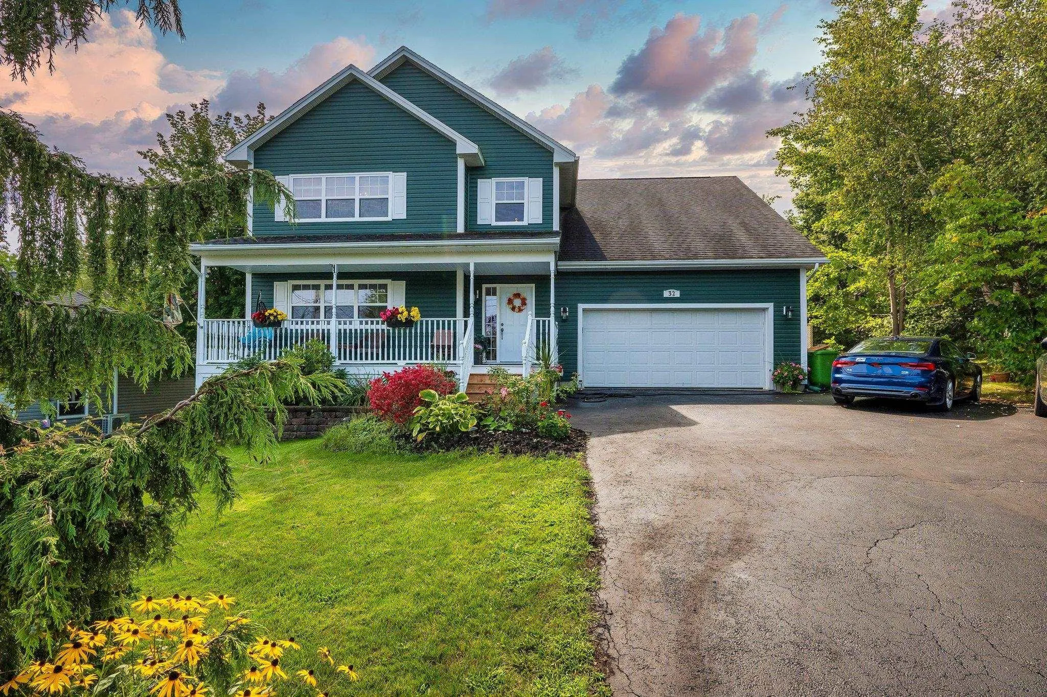 32 Halewood Drive, Falmouth Ns B0p 1l0, 4 Bedrooms Bedrooms, ,4 BathroomsBathrooms,Residential,For Sale,Halewood,202506505