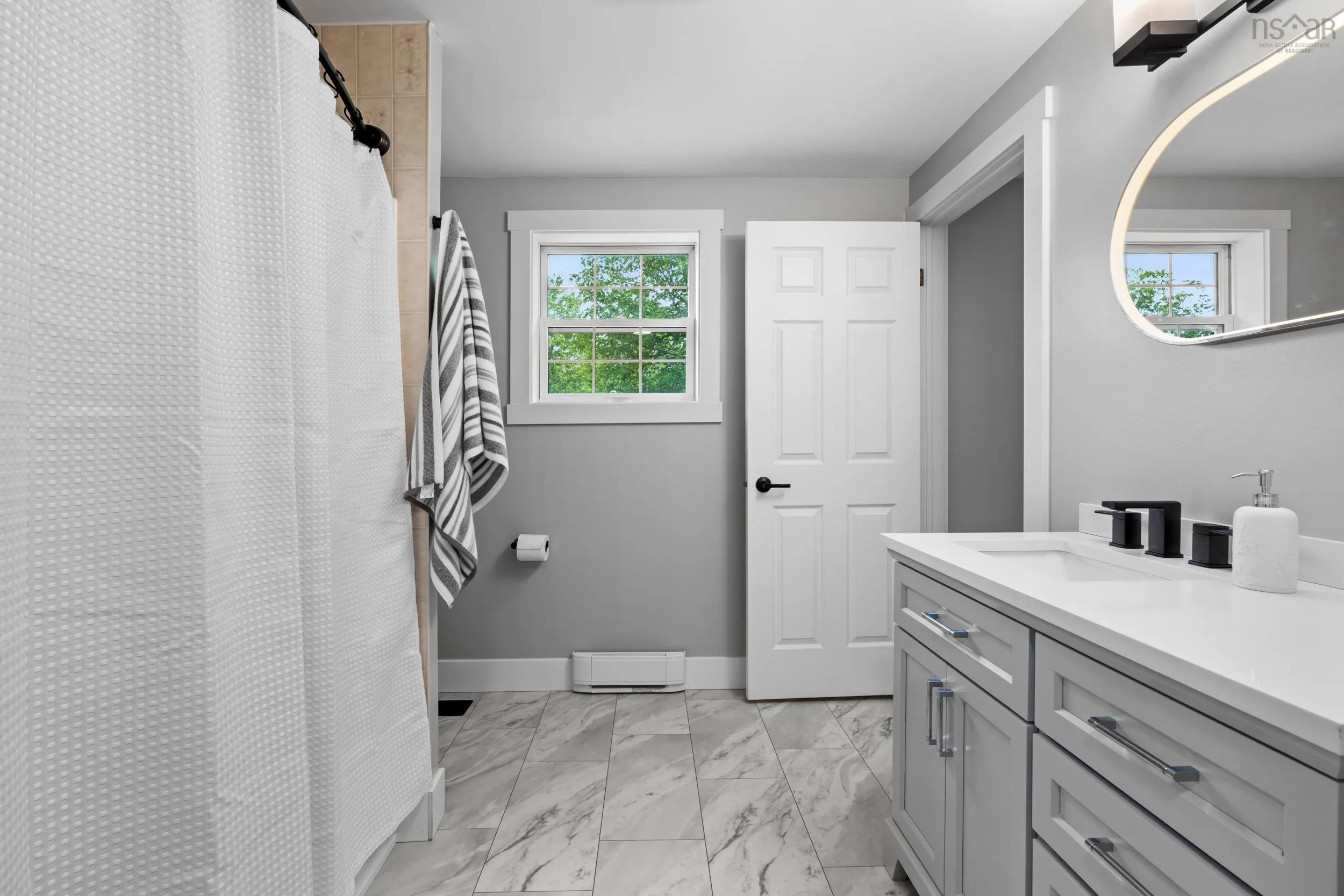 1703 Hammonds Plains Road, Hammonds Plains, NS B4B 1P5, 3 Bedrooms Bedrooms, ,1 BathroomBathrooms,Residential,For Sale,Hammonds Plains,202521377
