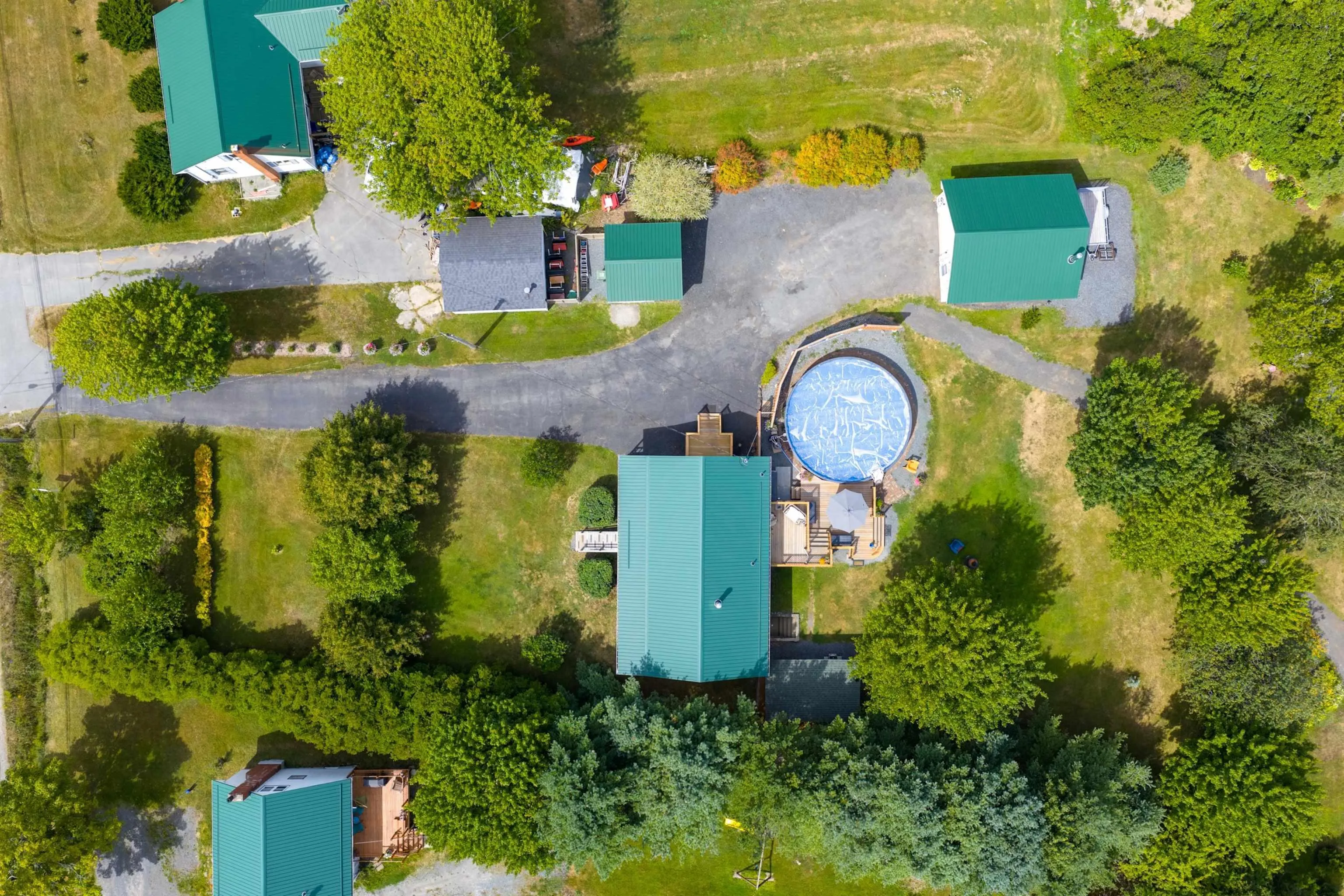 1703 Hammonds Plains Road, Hammonds Plains, NS B4B 1P5, 3 Bedrooms Bedrooms, ,1 BathroomBathrooms,Residential,For Sale,Hammonds Plains,202521377