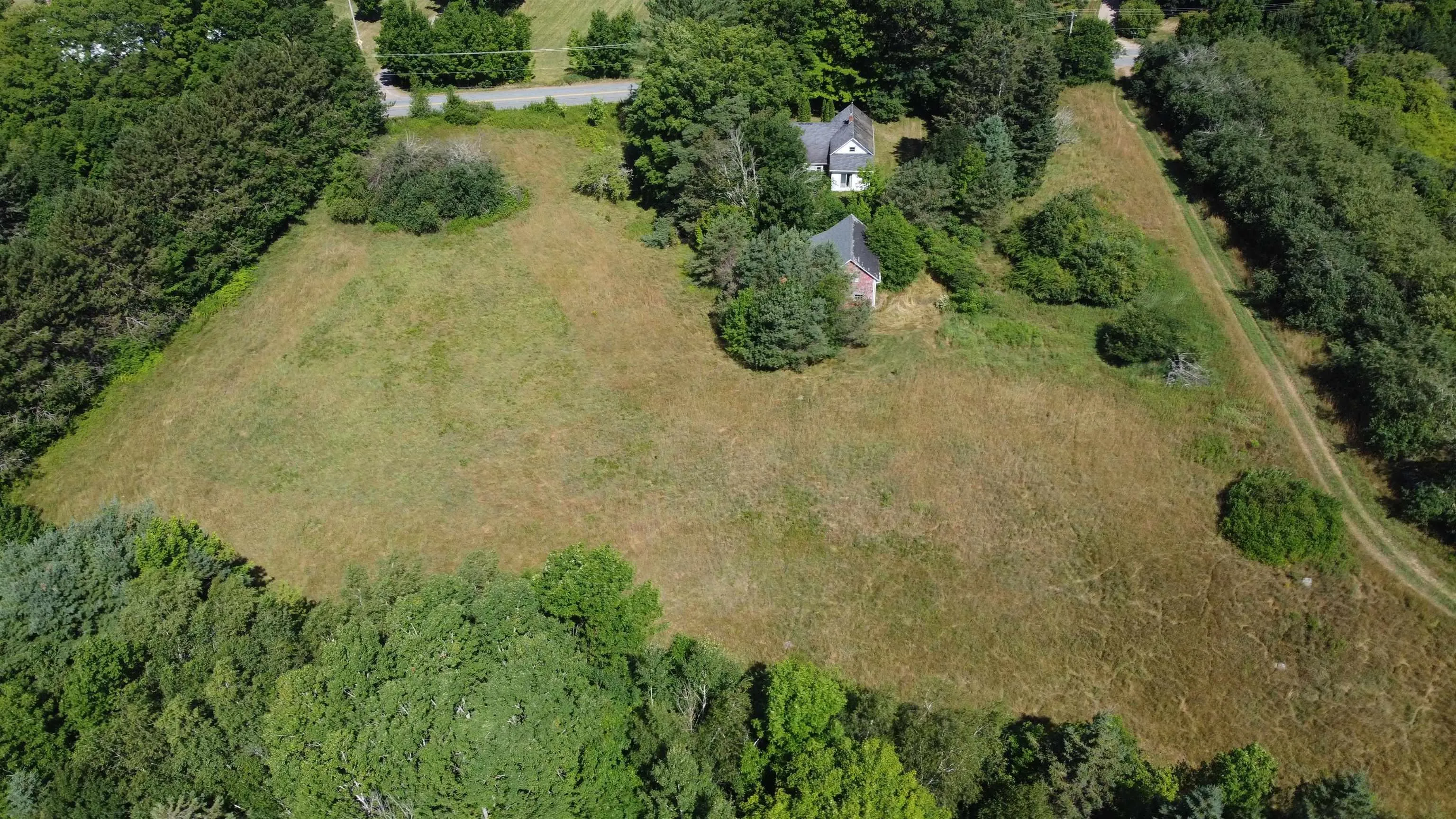 562 Messenger Road, Tremont, NS B0P 1R0, 2 Bedrooms Bedrooms, ,2 BathroomsBathrooms,Residential,For Sale,Messenger,202518692