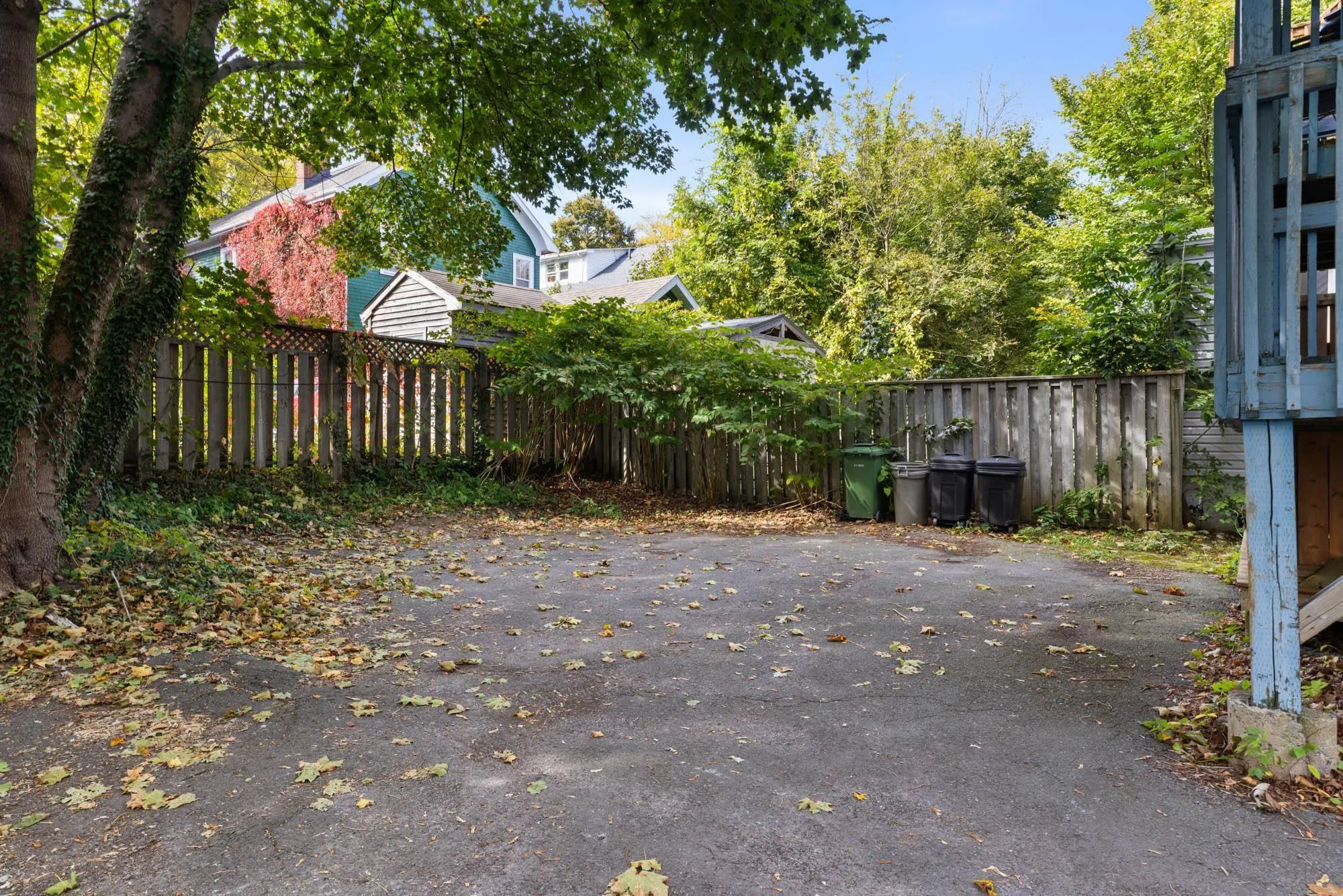 1620 Edward Street, Halifax, NS B3H 3J1, 5 Bedrooms Bedrooms, ,Residential Income,For Sale,Edward,202525513