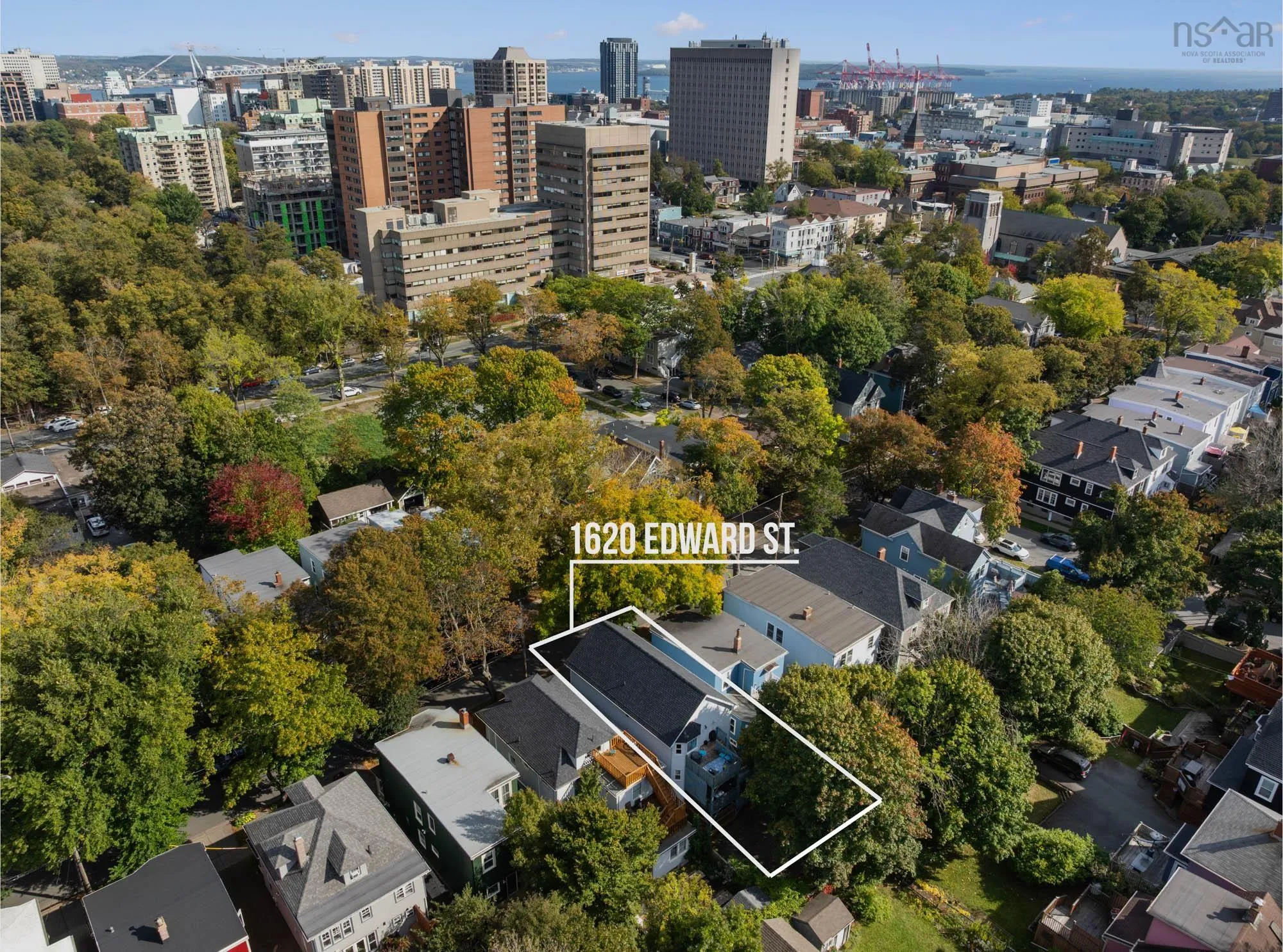 1620 Edward Street, Halifax, NS B3H 3J1, 5 Bedrooms Bedrooms, ,Residential Income,For Sale,Edward,202525513