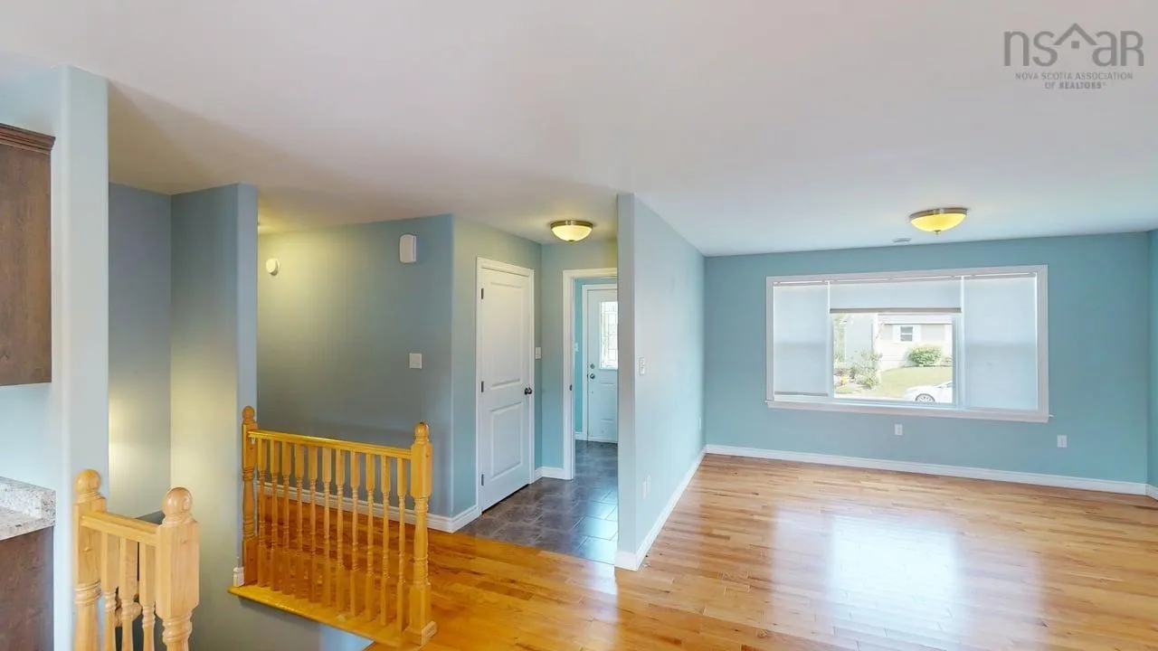 14 Lancaster Avenue, New Glasgow, NS B2H 0A2, 5 Bedrooms Bedrooms, ,2 BathroomsBathrooms,Residential,For Sale,Lancaster,202520347