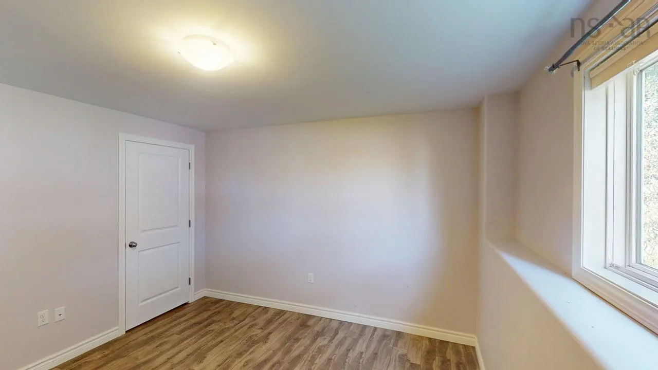 14 Lancaster Avenue, New Glasgow, NS B2H 0A2, 5 Bedrooms Bedrooms, ,2 BathroomsBathrooms,Residential,For Sale,Lancaster,202520347
