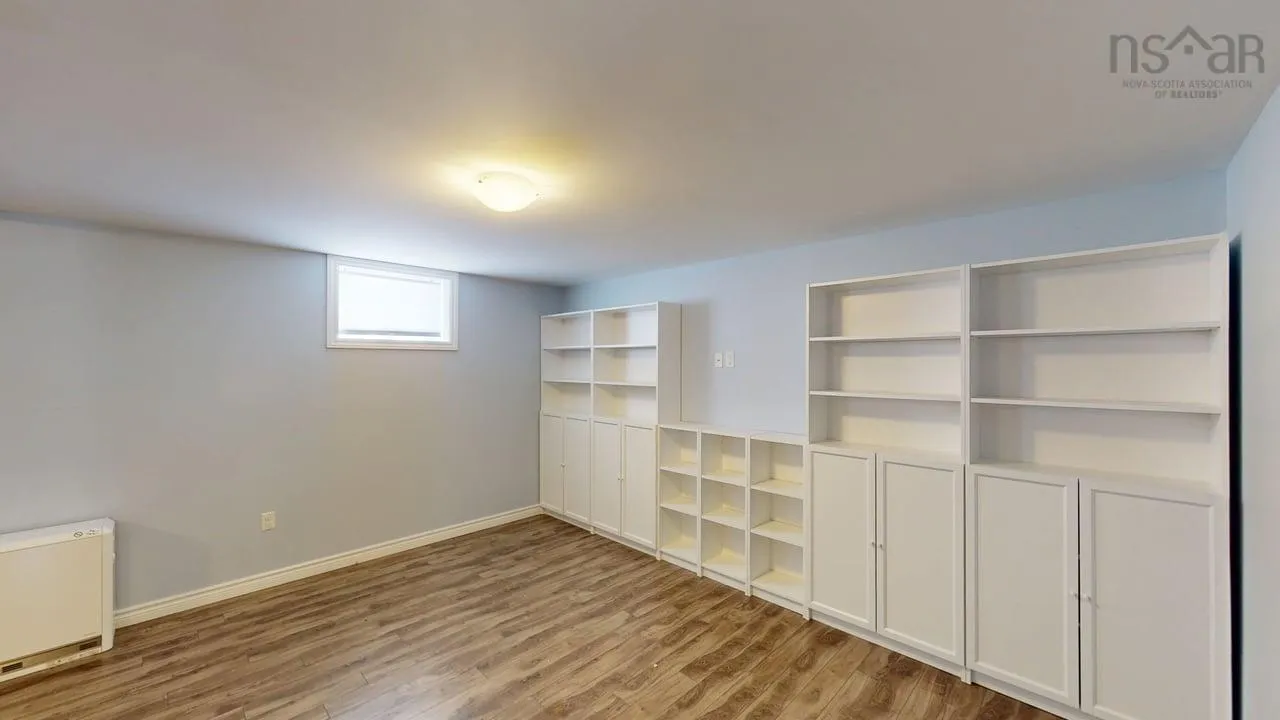14 Lancaster Avenue, New Glasgow, NS B2H 0A2, 5 Bedrooms Bedrooms, ,2 BathroomsBathrooms,Residential,For Sale,Lancaster,202520347