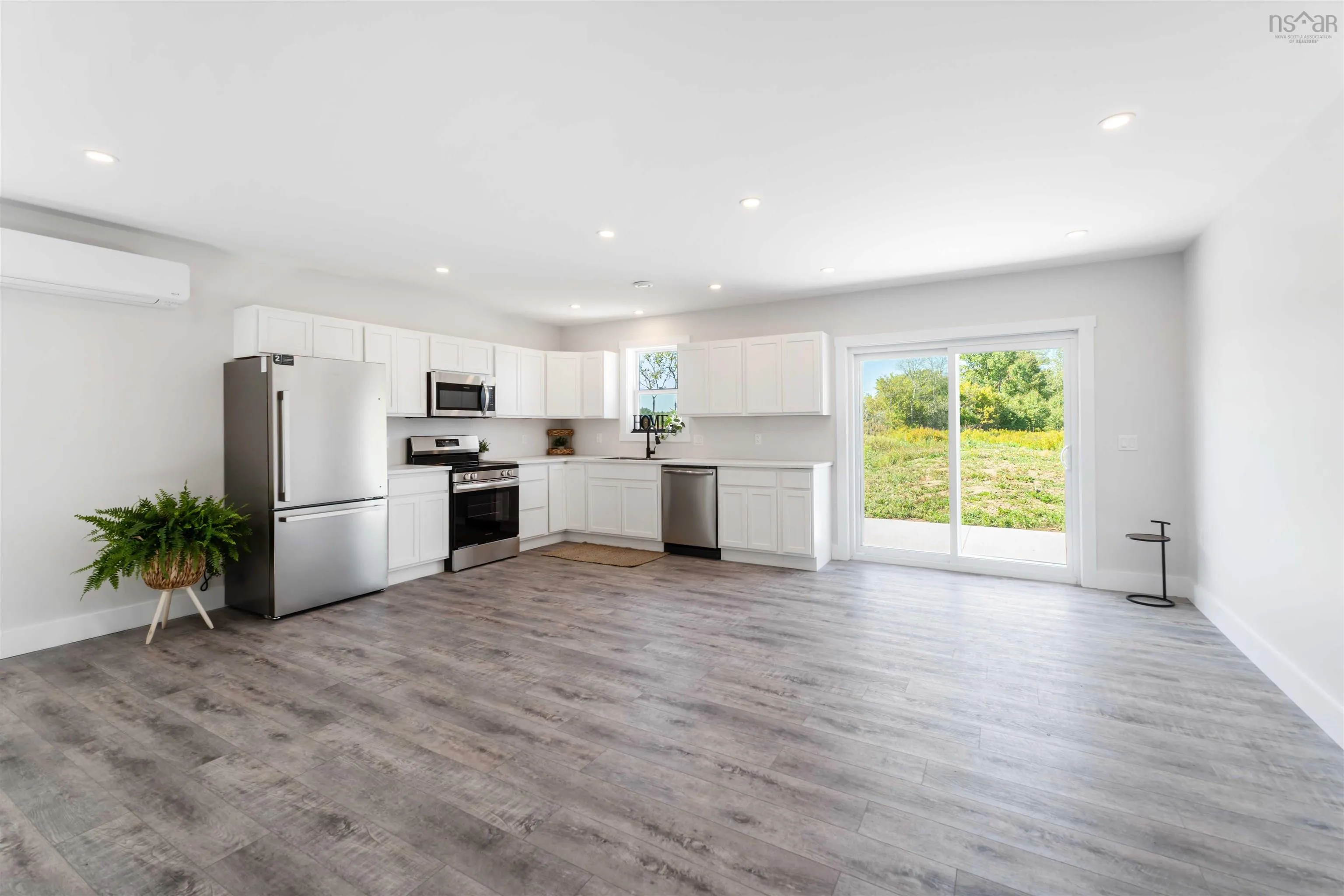 2543 Highway 215, Upper Burlington, NS B0N 2A0, 3 Bedrooms Bedrooms, ,1 BathroomBathrooms,Residential,For Sale,Highway 215,202522507