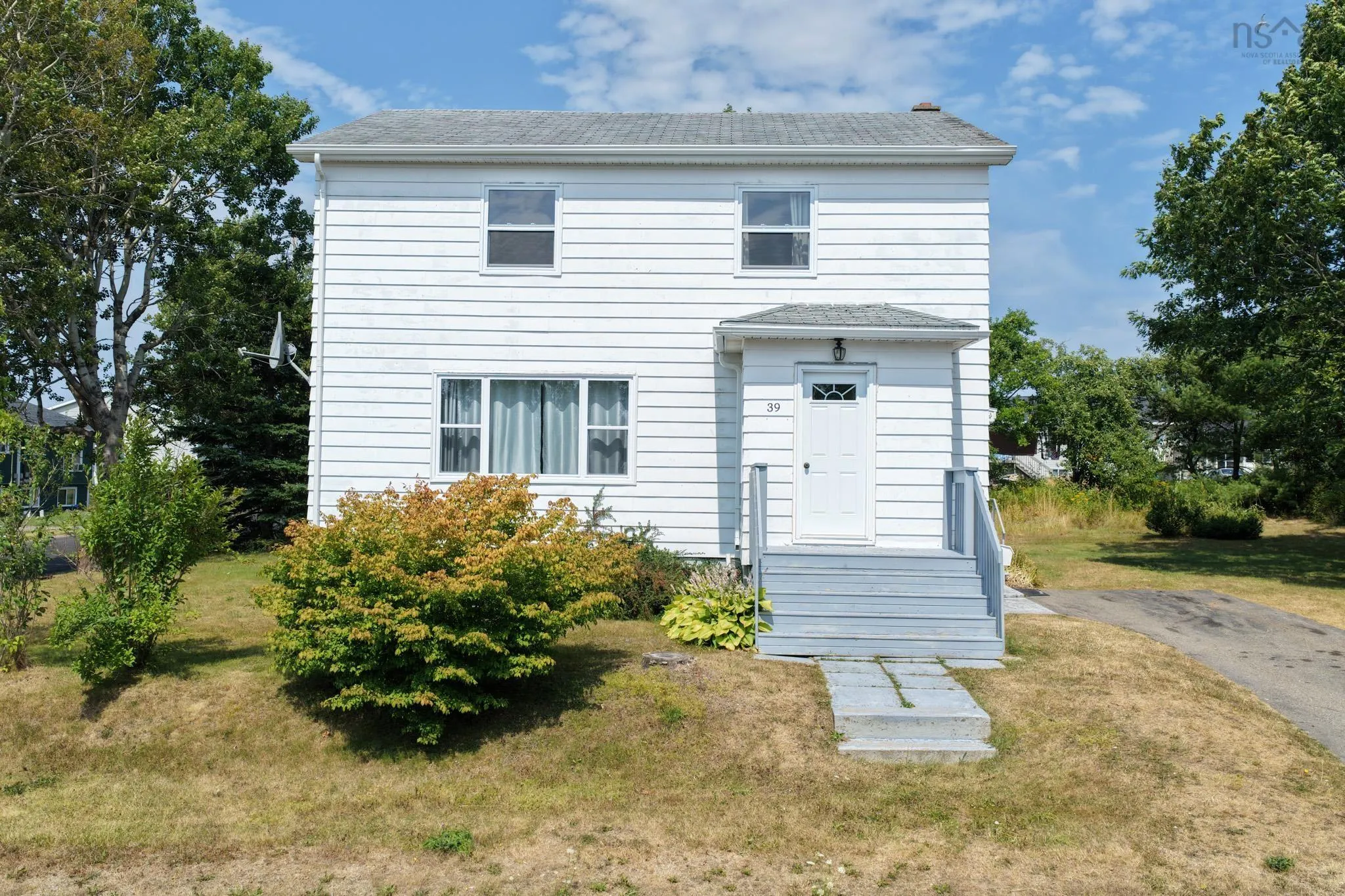 39 Elmwood Avenue, Sydney, NS B1N 2J2, 4 Bedrooms Bedrooms, ,2 BathroomsBathrooms,Residential,For Sale,Elmwood,202521360