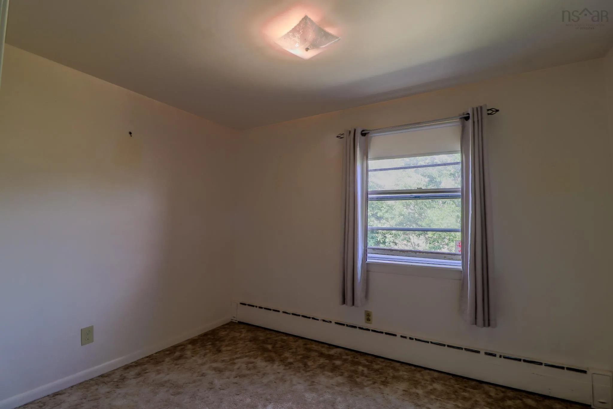 39 Elmwood Avenue, Sydney, NS B1N 2J2, 4 Bedrooms Bedrooms, ,2 BathroomsBathrooms,Residential,For Sale,Elmwood,202521360