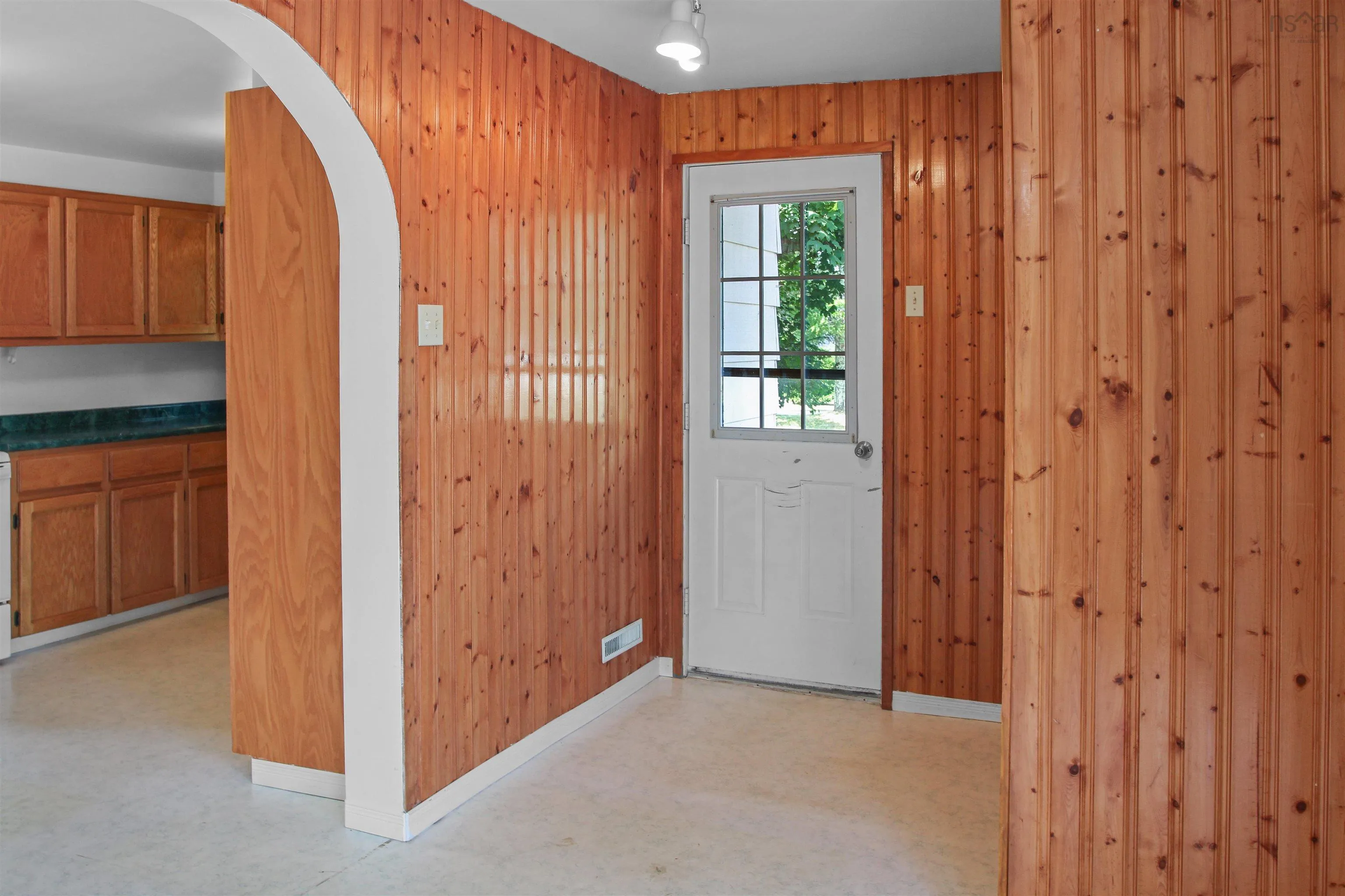 10319 Highway 1, Paradise, NS B0S 1R0, 3 Bedrooms Bedrooms, ,1 BathroomBathrooms,Residential,For Sale,Highway 1,202519989