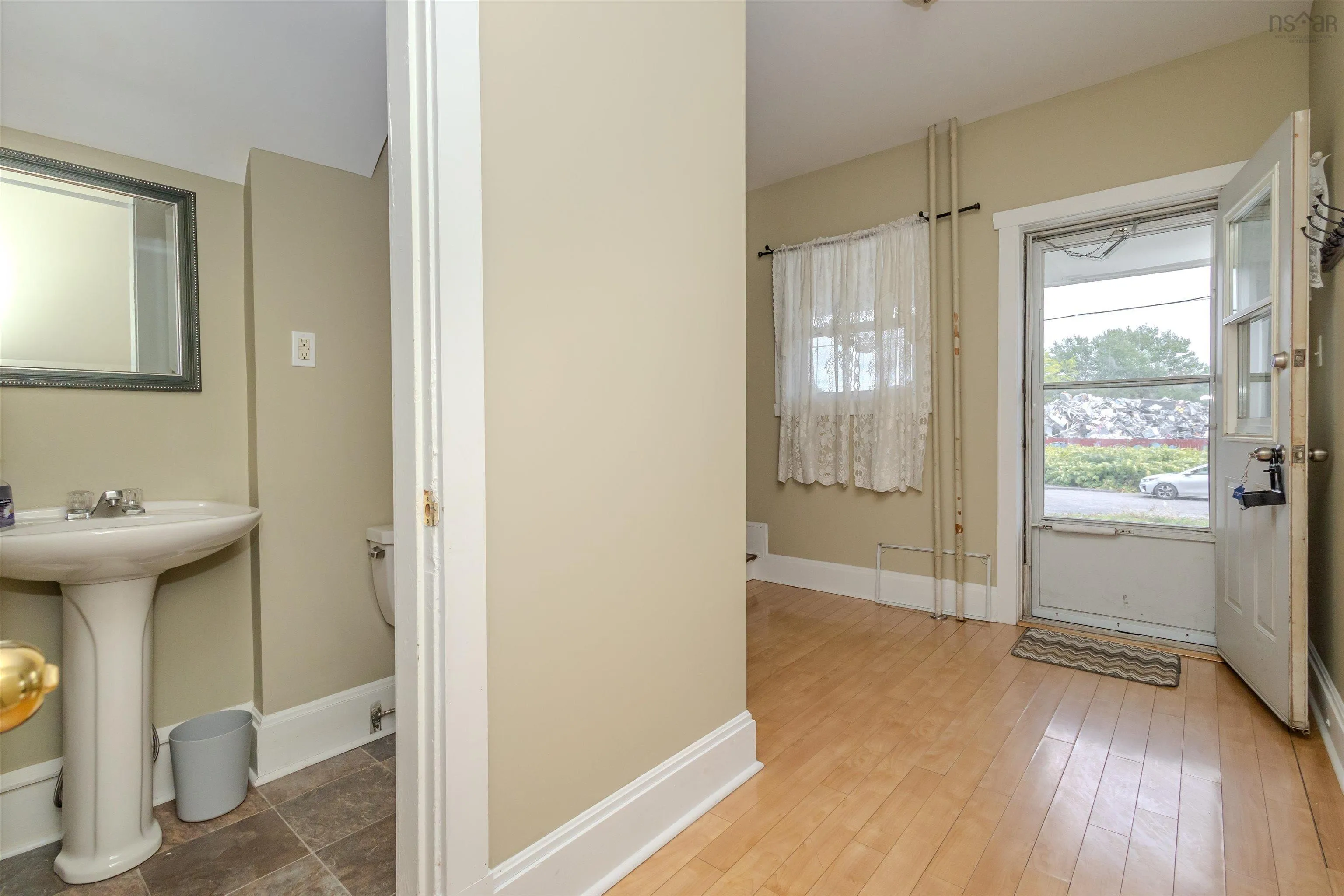 34 Hugh Street, Sydney, NS B1P 1V7, 3 Bedrooms Bedrooms, ,2 BathroomsBathrooms,Residential,For Sale,Hugh,202523461