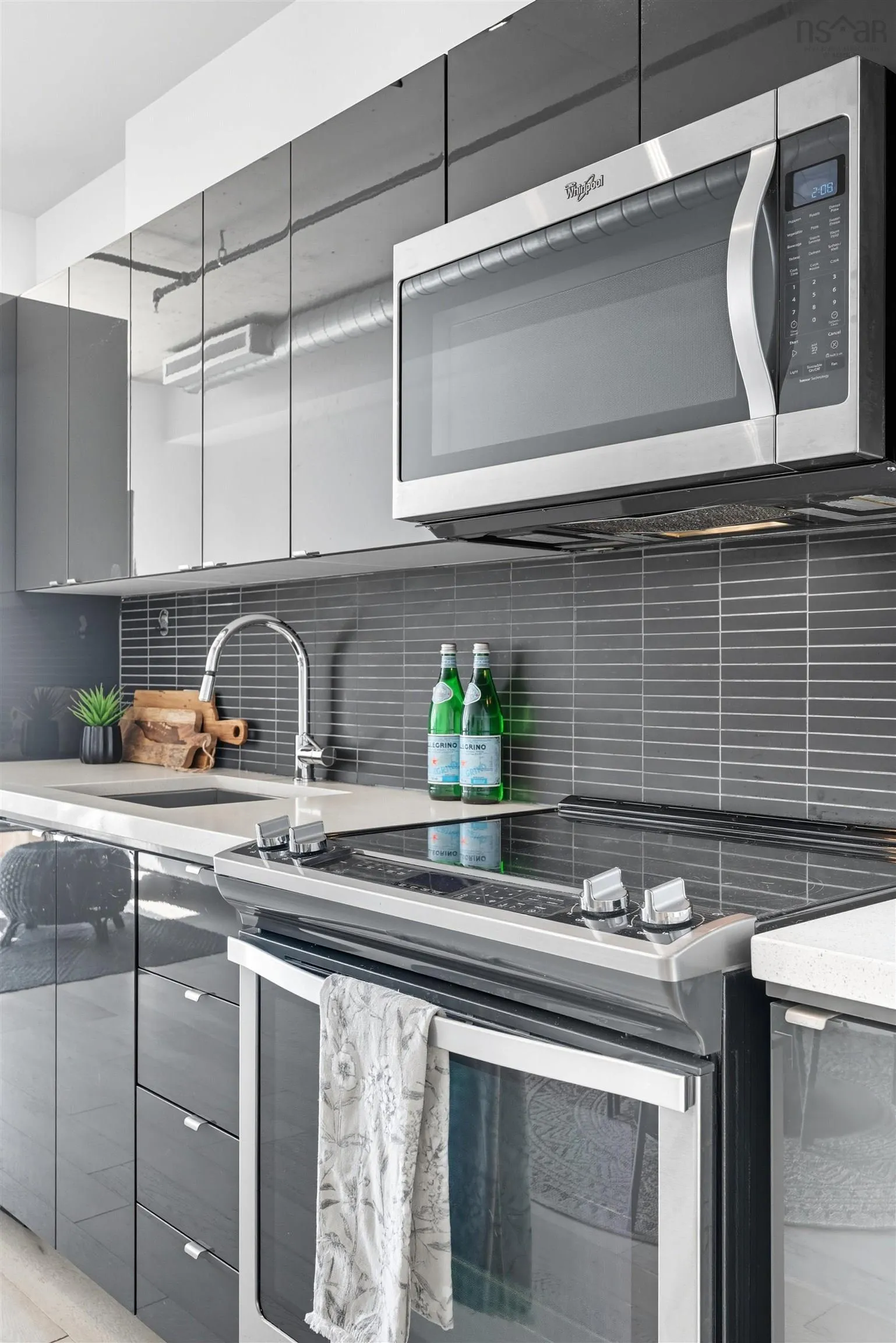 613-1065 Barrington Street, Halifax, NS B3H 2P8, 1 Bedroom Bedrooms, ,1 BathroomBathrooms,Residential,For Sale,Barrington,202524258