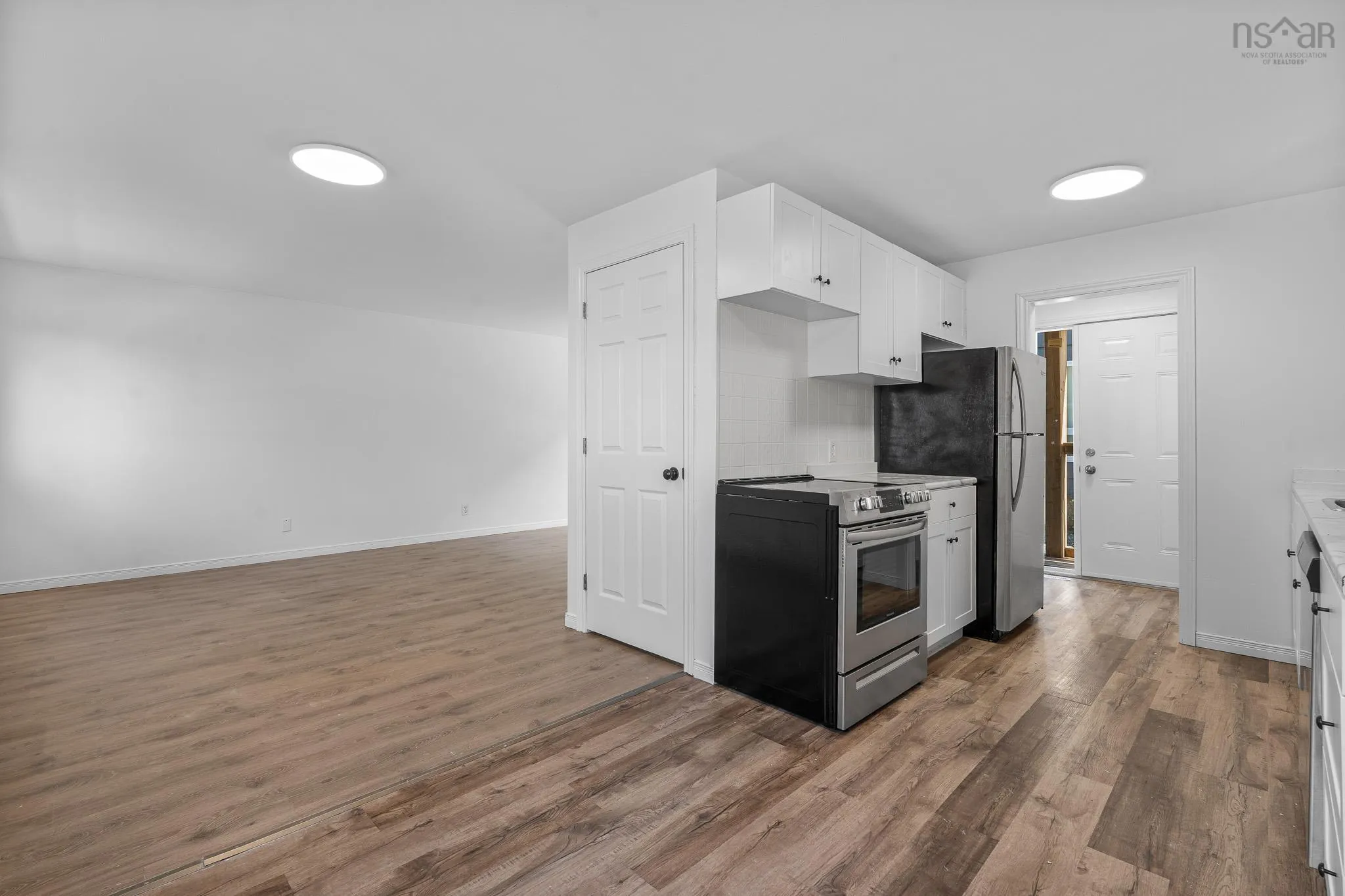 7&9 Herbert Street, Dartmouth, NS B2W 1J1, 12 Bedrooms Bedrooms, ,Residential Income,For Sale,Herbert,202522226