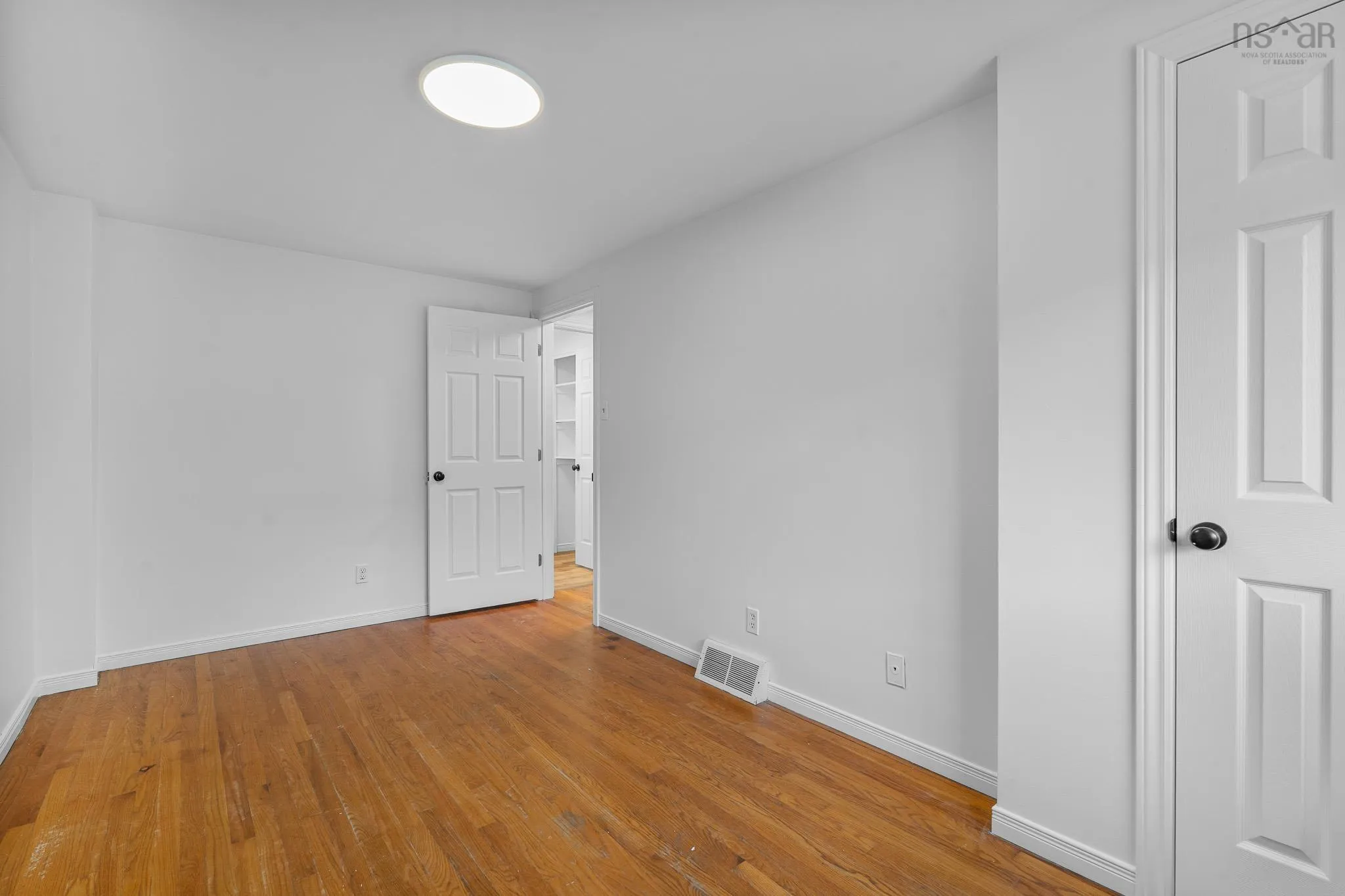 7&9 Herbert Street, Dartmouth, NS B2W 1J1, 12 Bedrooms Bedrooms, ,Residential Income,For Sale,Herbert,202522226