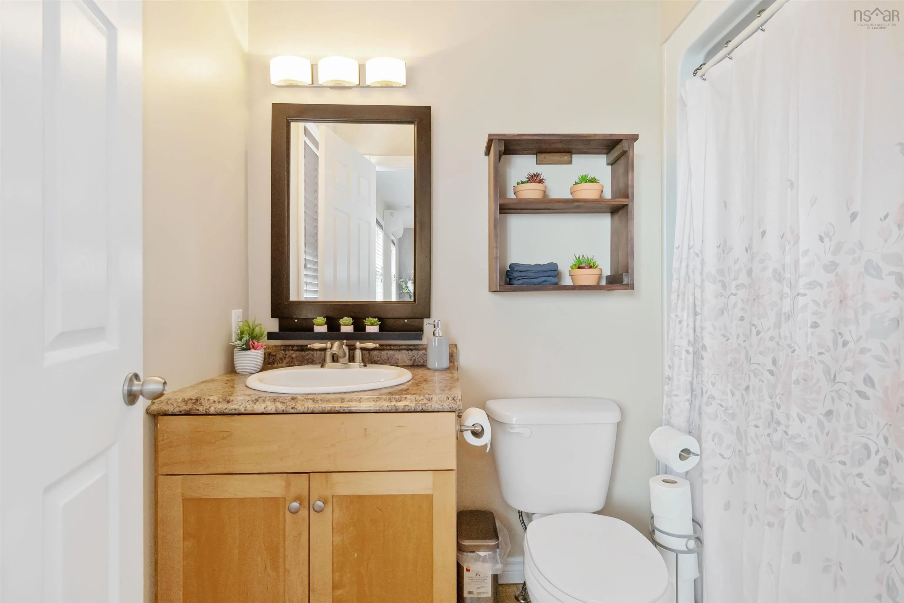 480 Glen Allan Drive, Bridgewater, NS B4V 0B1, 3 Bedrooms Bedrooms, ,3 BathroomsBathrooms,Residential,For Sale,Glen Allan,202522646