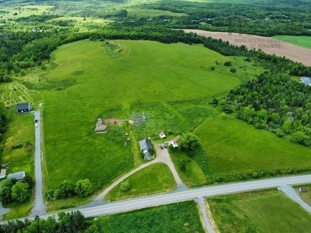4105 Hwy 316, St Andrews, NS B2G 2L4, 4 Bedrooms Bedrooms, ,2 BathroomsBathrooms,Residential,For Sale,Hwy 316,202514036