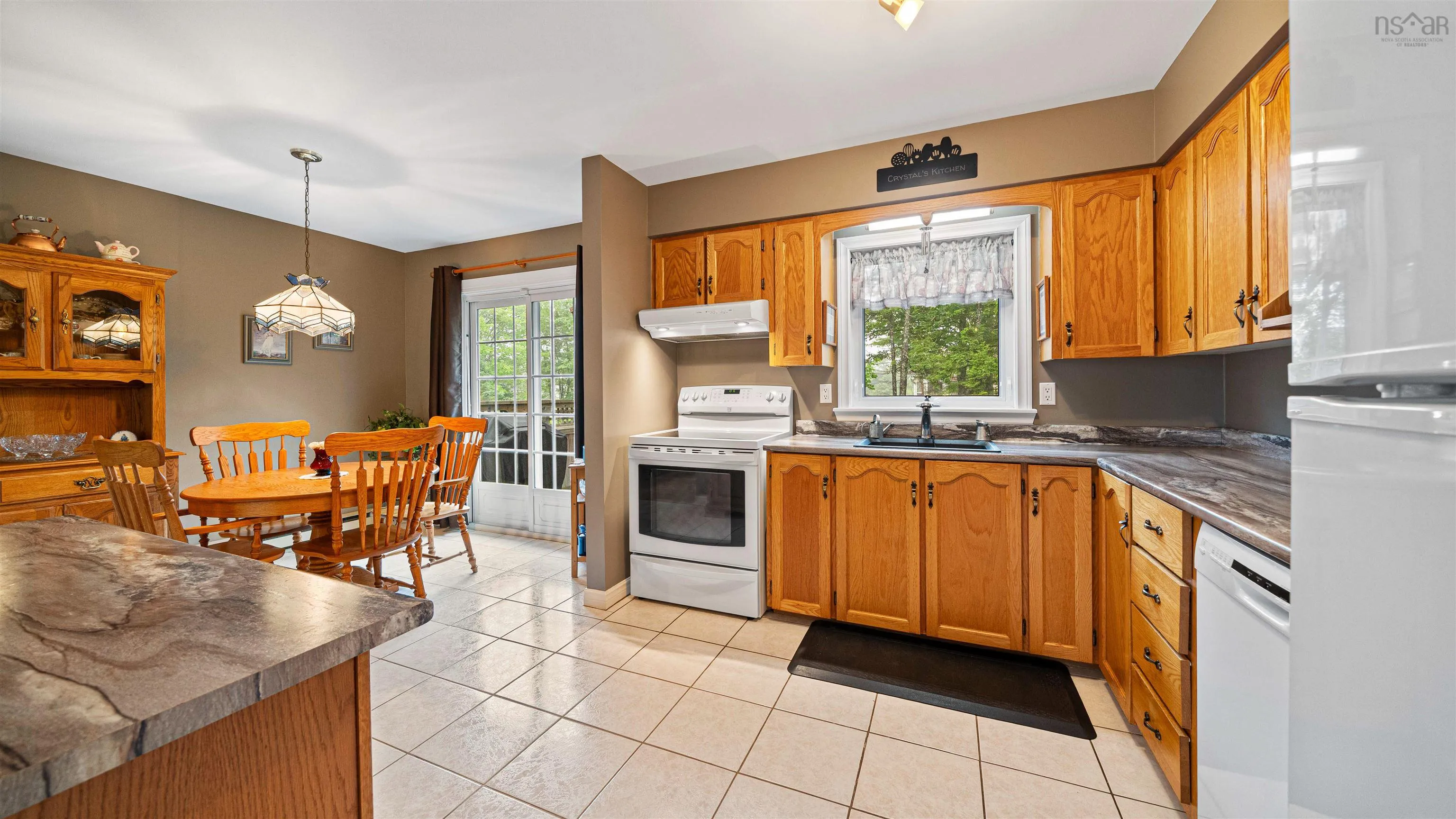69 Carlisle Drive, Cole Harbour, NS B2V 1V8, 3 Bedrooms Bedrooms, ,2 BathroomsBathrooms,Residential,For Sale,Carlisle,202519092