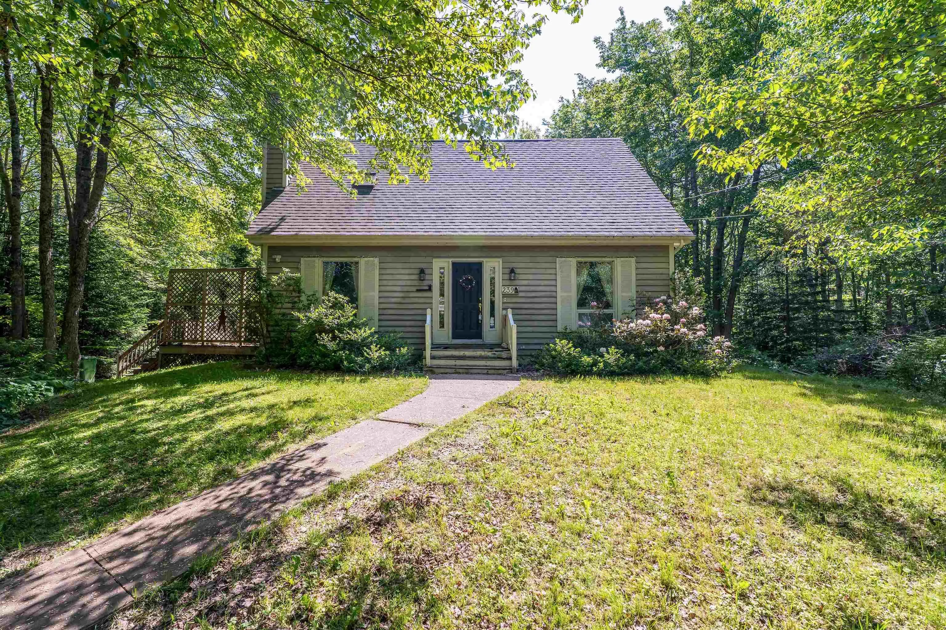 239 Buckingham Drive, Stillwater Lake, NS B3Z 1G8, 3 Bedrooms Bedrooms, ,2 BathroomsBathrooms,Residential,For Sale,Buckingham,202515270