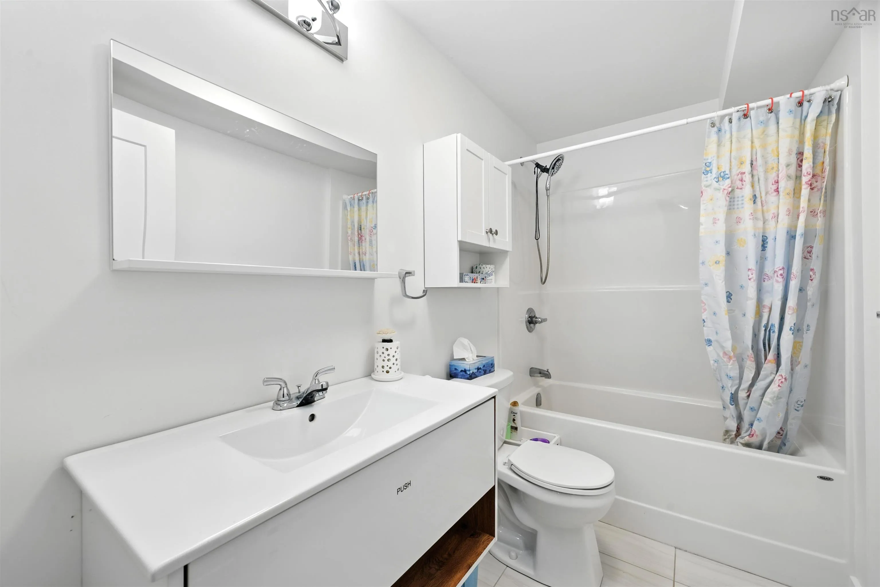 20 Bradford Place, Bedford, NS B4B 0R6, 4 Bedrooms Bedrooms, ,4 BathroomsBathrooms,Residential,For Sale,Bradford,202518780