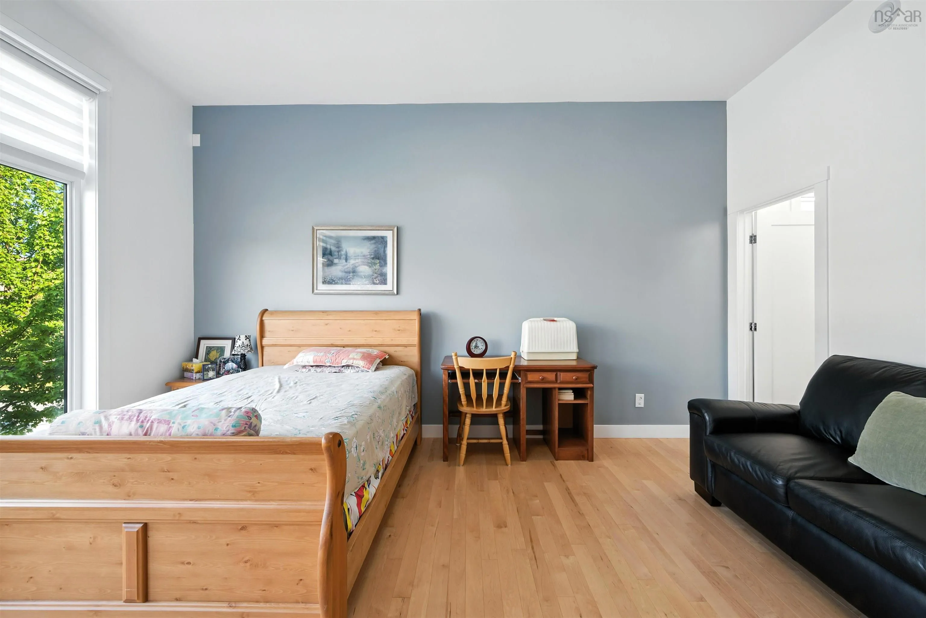 20 Bradford Place, Bedford, NS B4B 0R6, 4 Bedrooms Bedrooms, ,4 BathroomsBathrooms,Residential,For Sale,Bradford,202518780
