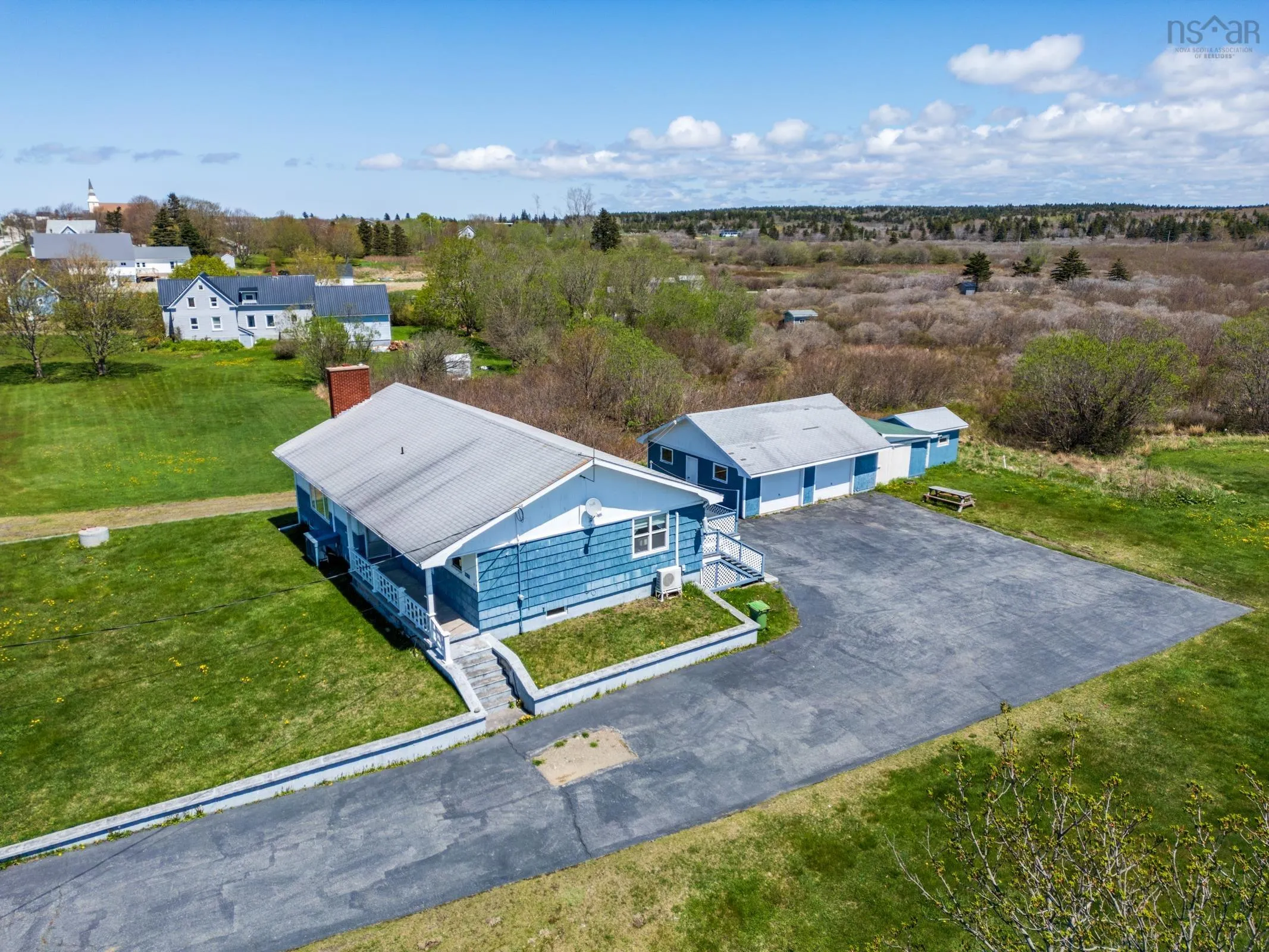 9490 Highway 1, Lower Saulnierville, NS B0W 2Z0, 4 Bedrooms Bedrooms, ,2 BathroomsBathrooms,Residential,For Sale,Highway 1,202511574