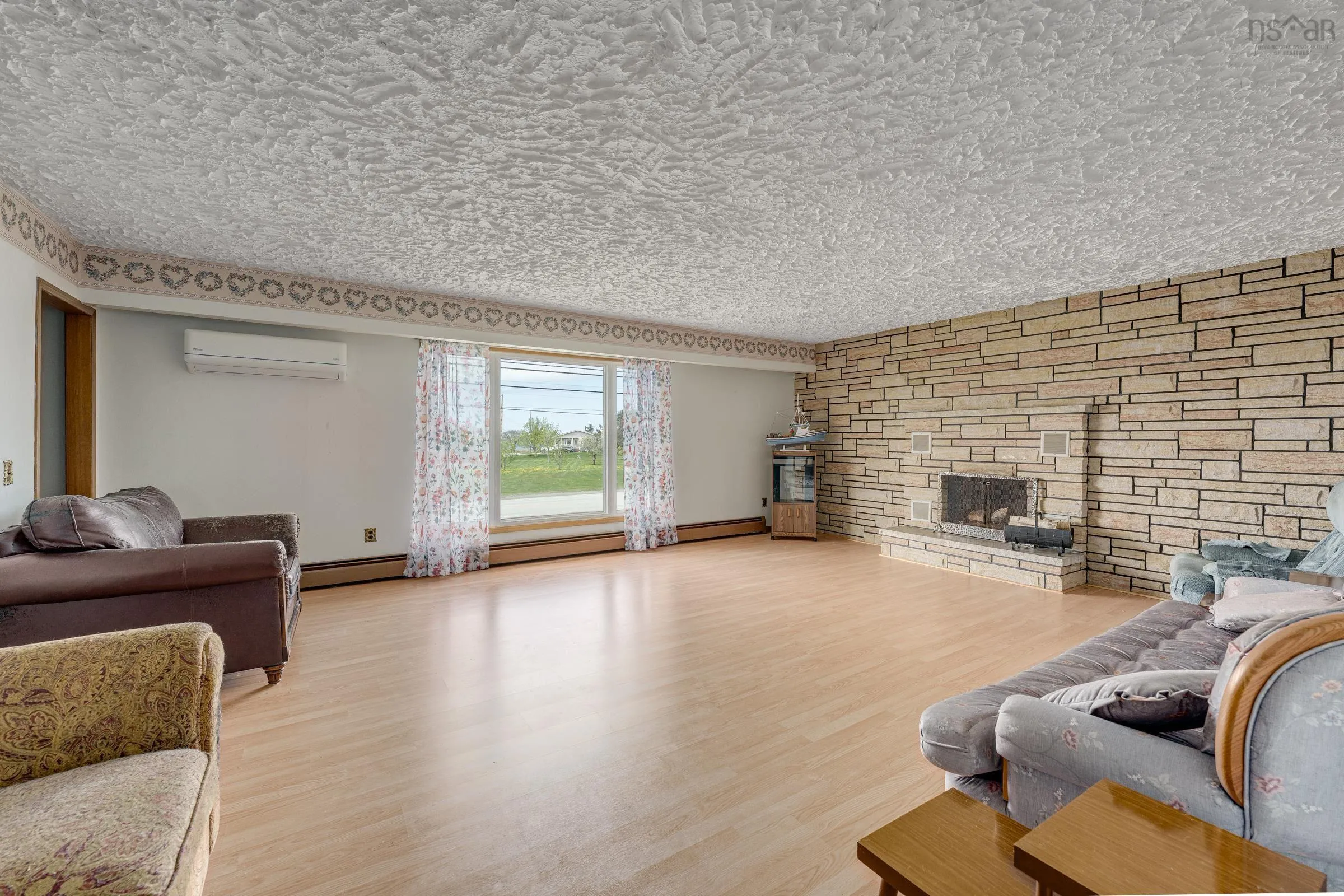 9490 Highway 1, Lower Saulnierville, NS B0W 2Z0, 4 Bedrooms Bedrooms, ,2 BathroomsBathrooms,Residential,For Sale,Highway 1,202511574
