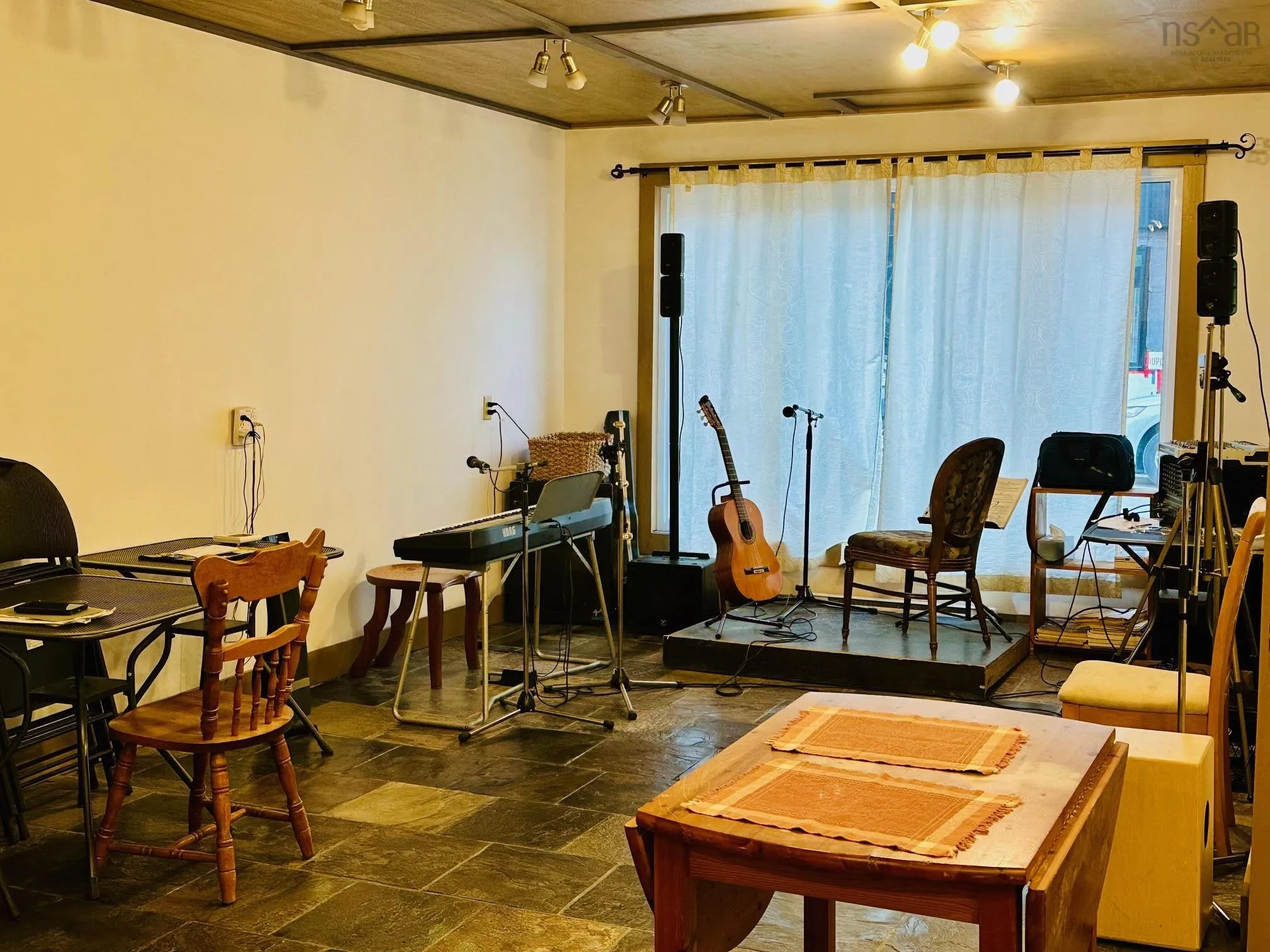 84 Portland Street, Dartmouth Ns B2y 1h6, ,Commercial Sale,For Sale,Portland,202501601