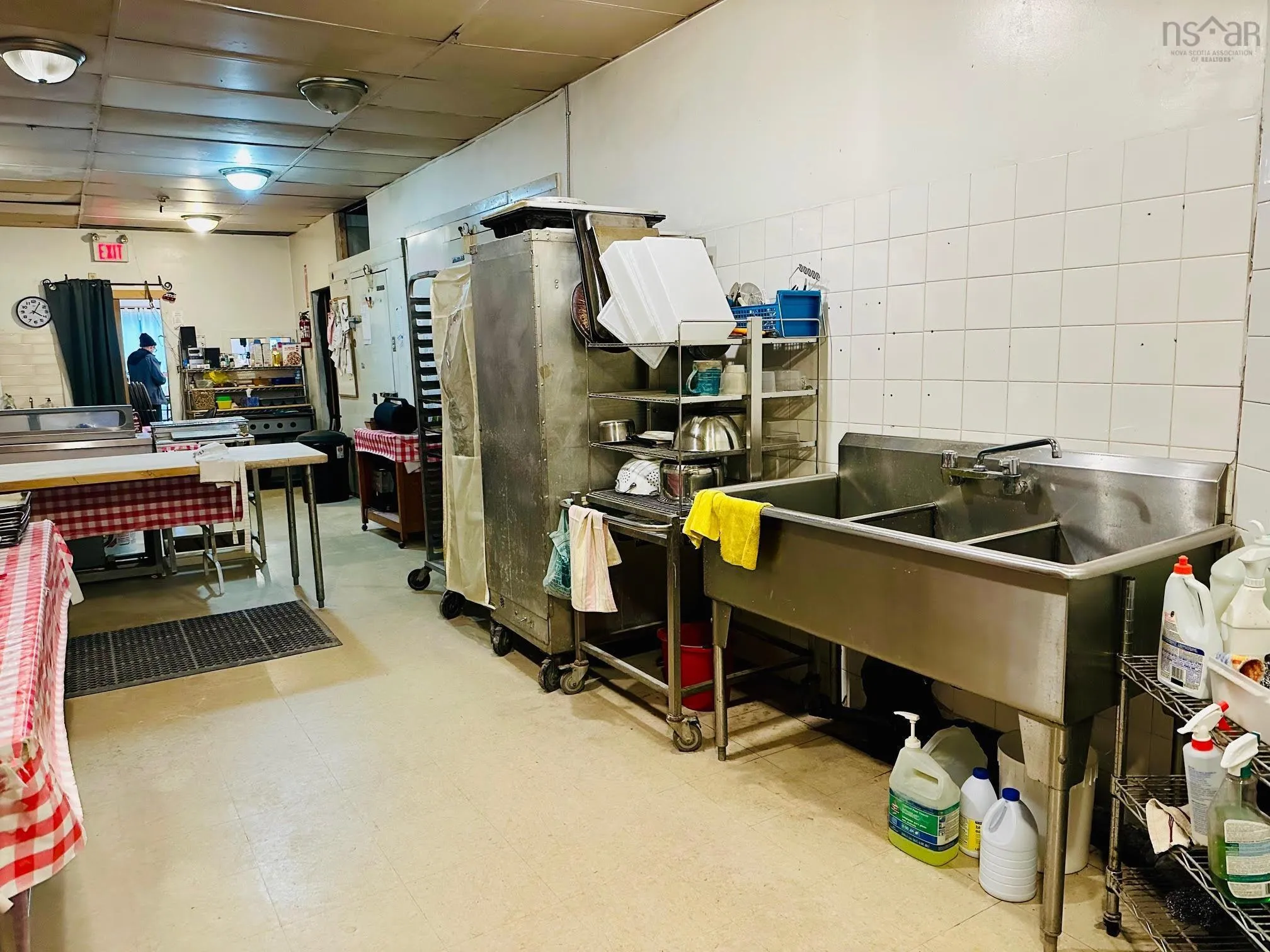 84 Portland Street, Dartmouth Ns B2y 1h6, ,Commercial Sale,For Sale,Portland,202501601