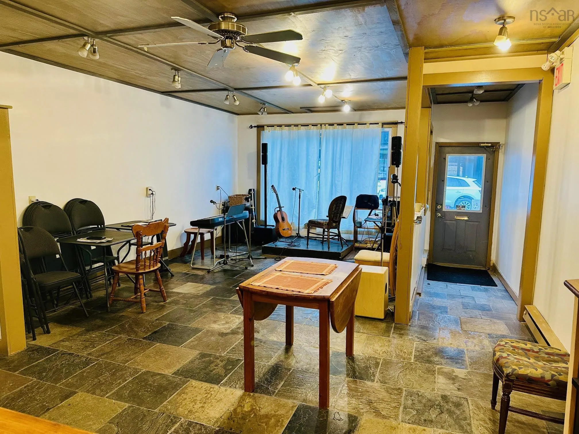 84 Portland Street, Dartmouth Ns B2y 1h6, ,Commercial Sale,For Sale,Portland,202501601