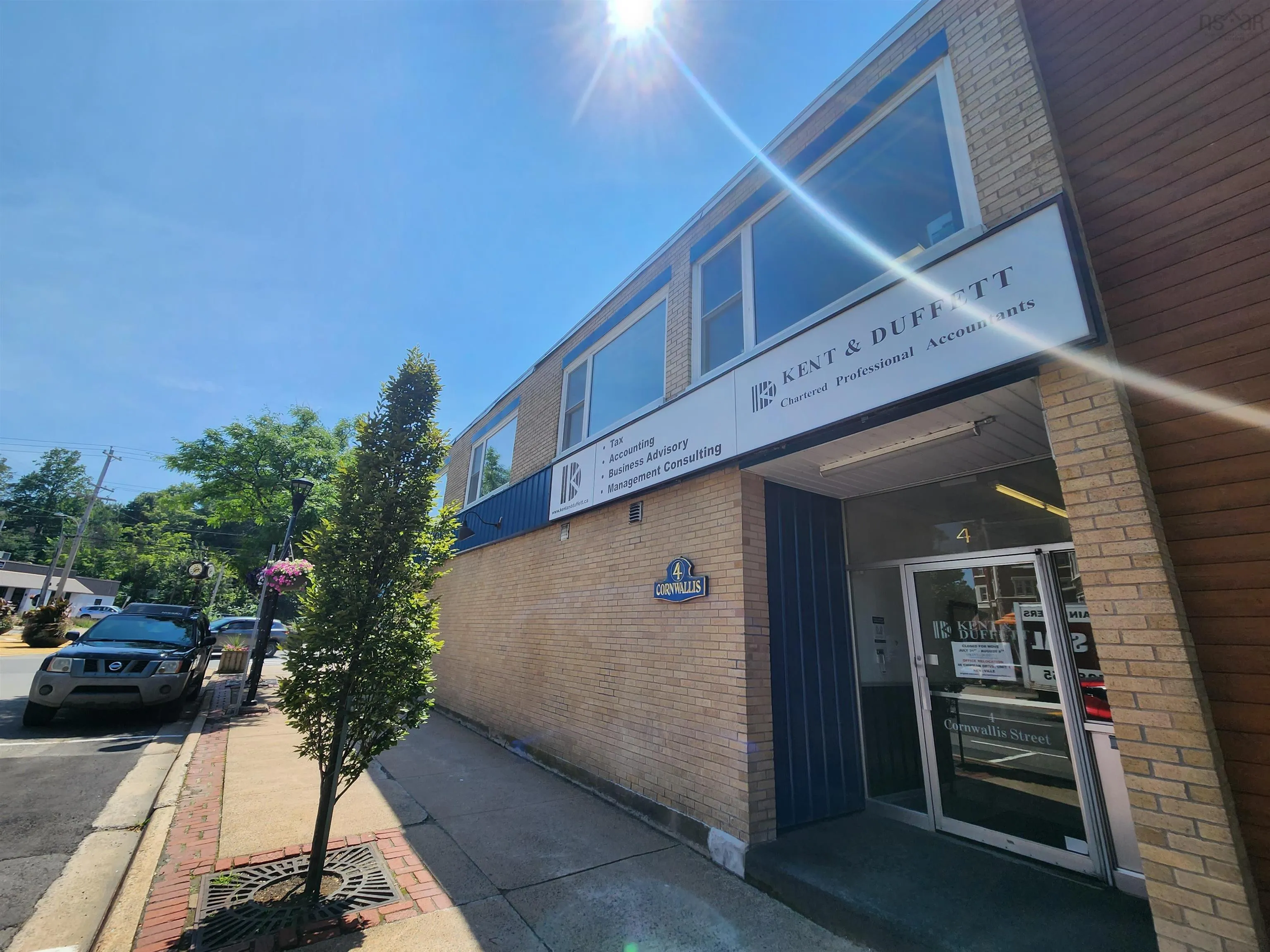 4 Bridge Street, Kentville Ns B4n 2e1, ,Commercial Sale,For Sale,Bridge,202505356