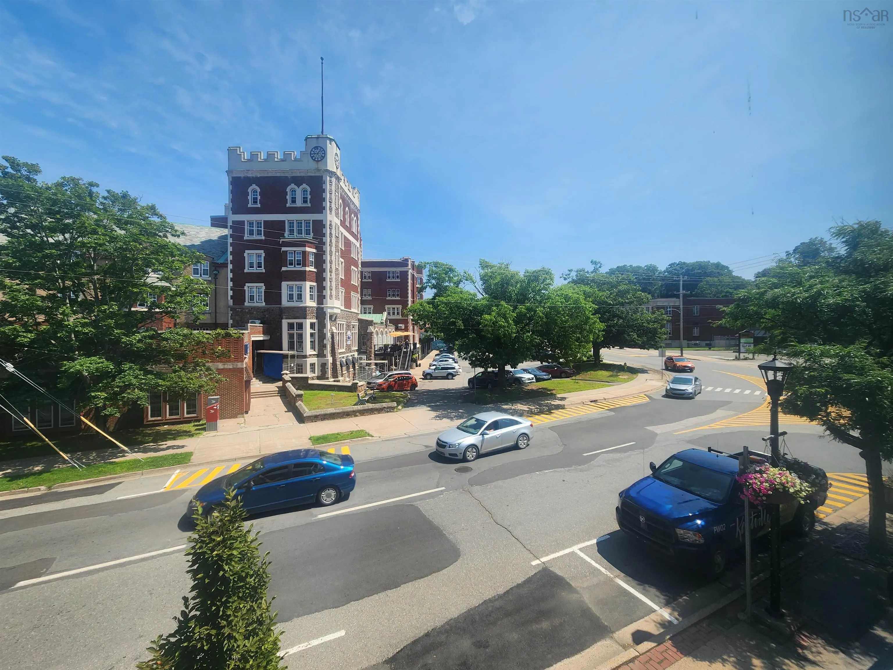 4 Bridge Street, Kentville Ns B4n 2e1, ,Commercial Sale,For Sale,Bridge,202505356