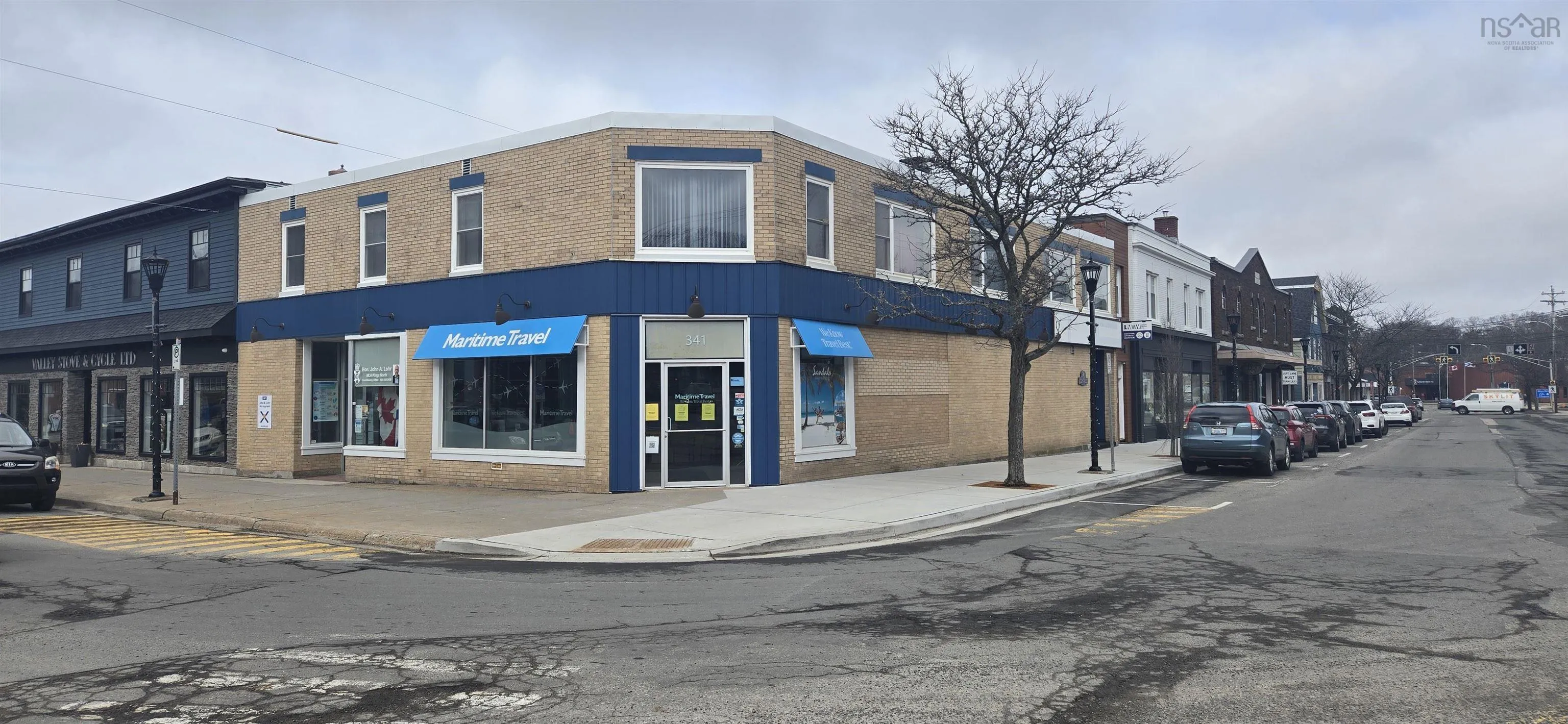 4 Bridge Street, Kentville Ns B4n 2e1, ,Commercial Sale,For Sale,Bridge,202505356