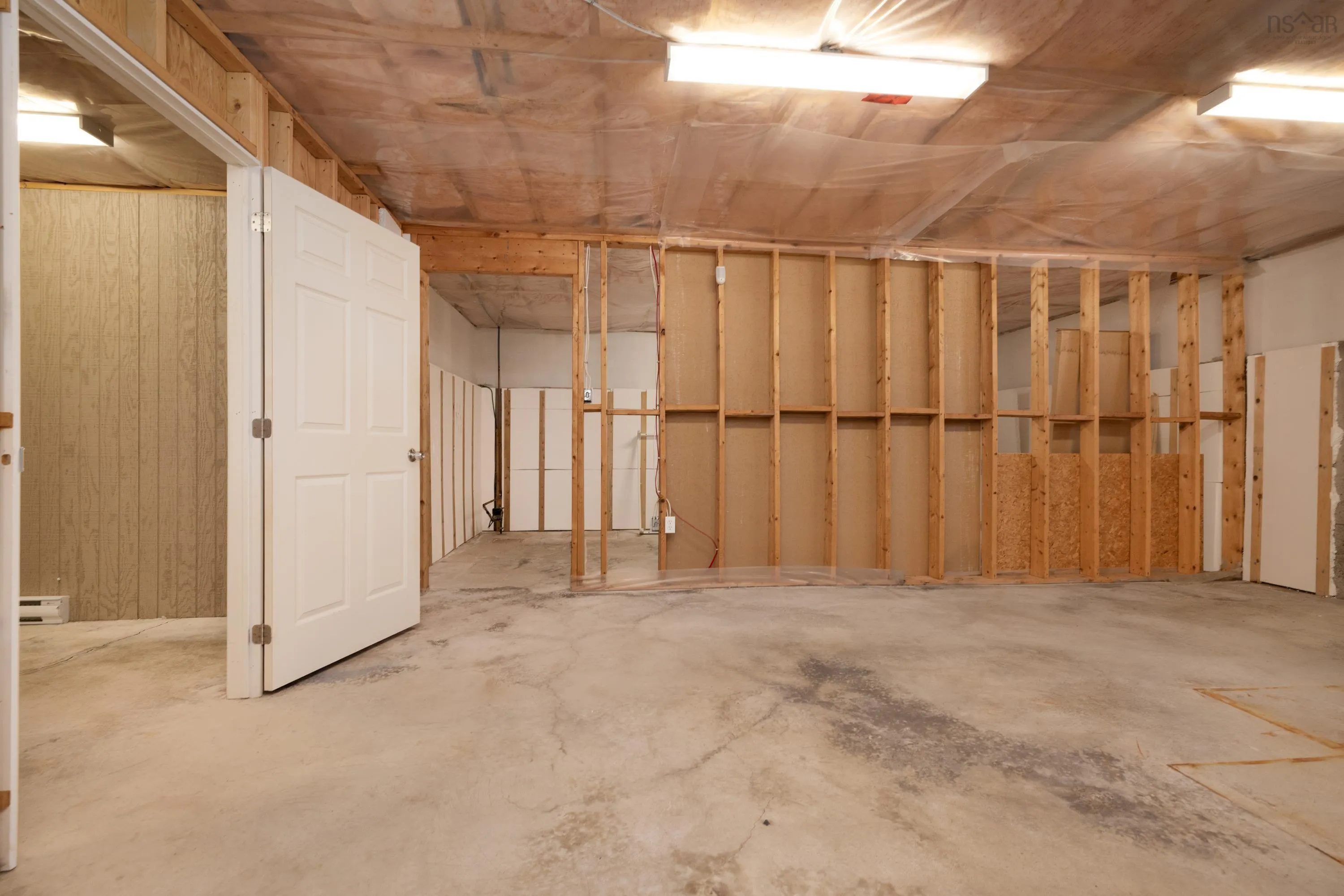 2210 Shore Road, Eastern Passage Ns B3g 1h6, 4 Bedrooms Bedrooms, ,4 BathroomsBathrooms,Residential,For Sale,Shore,202505247