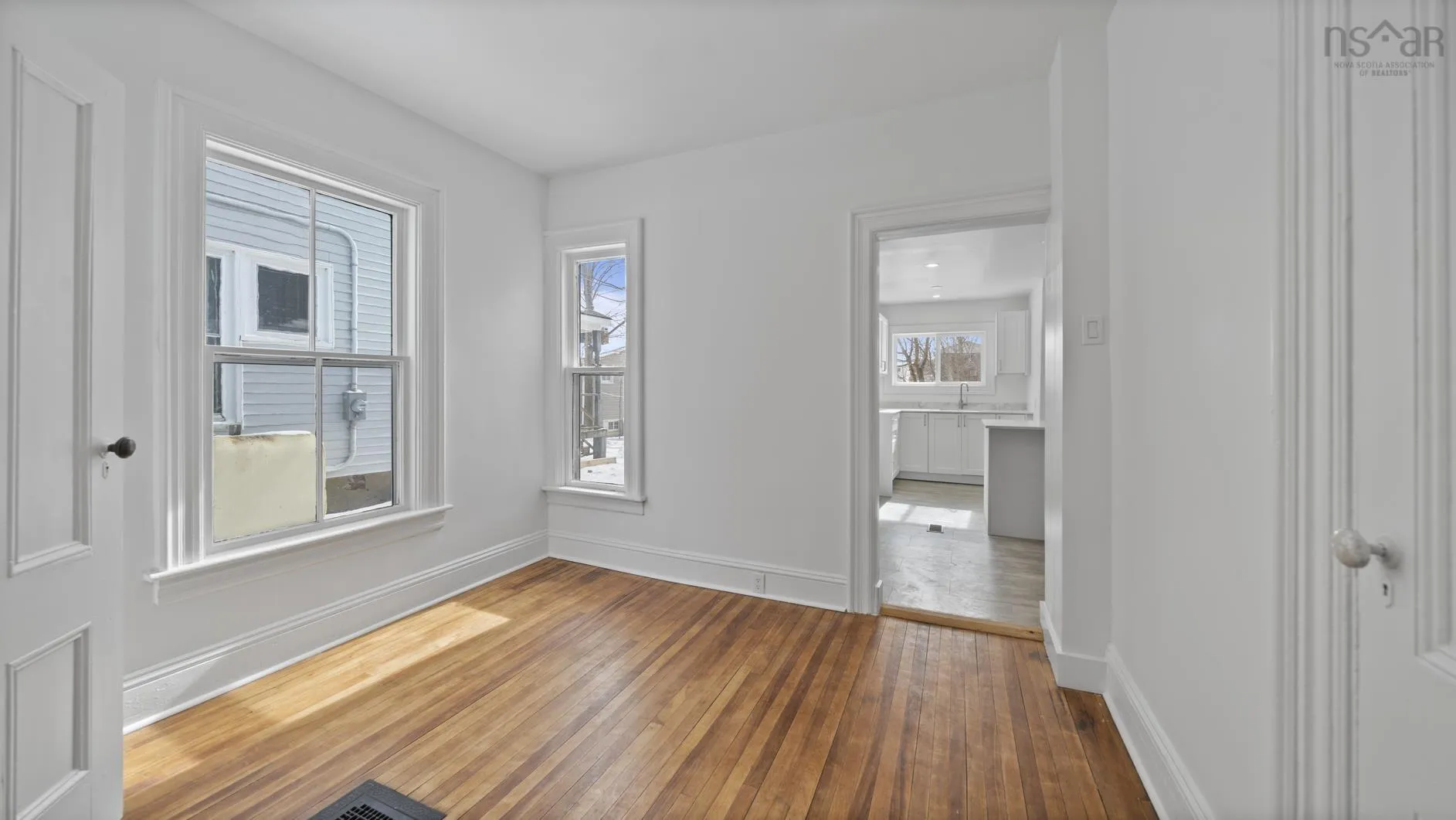 74 Duke Street, Truro Ns B2n 2a6, 3 Bedrooms Bedrooms, ,2 BathroomsBathrooms,Residential,For Sale,Duke,202503377