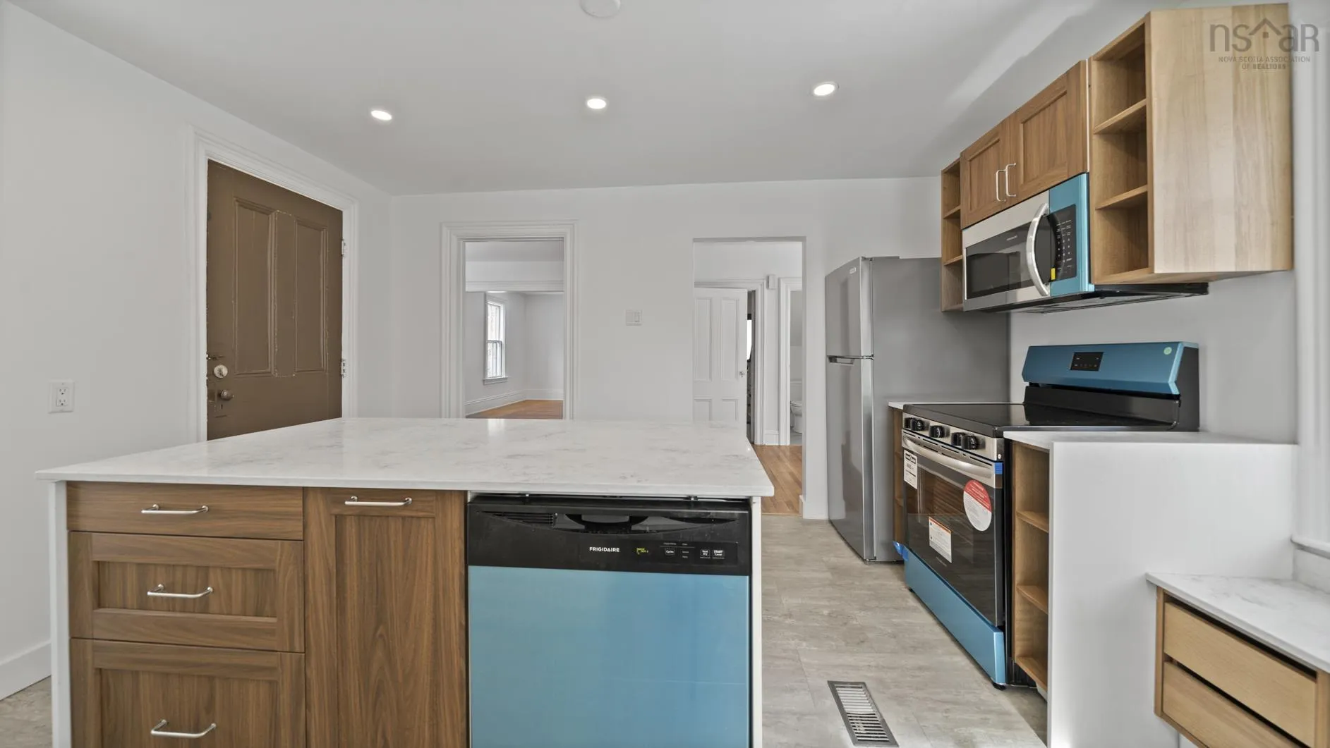 74 Duke Street, Truro Ns B2n 2a6, 3 Bedrooms Bedrooms, ,2 BathroomsBathrooms,Residential,For Sale,Duke,202503377