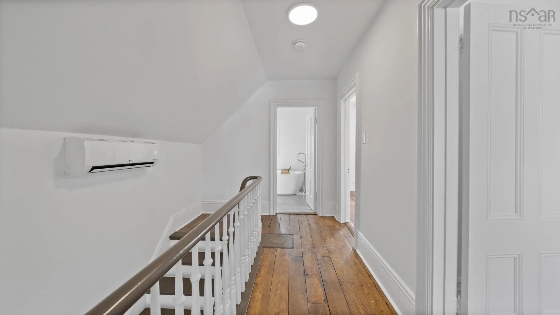 74 Duke Street, Truro Ns B2n 2a6, 3 Bedrooms Bedrooms, ,2 BathroomsBathrooms,Residential,For Sale,Duke,202503377