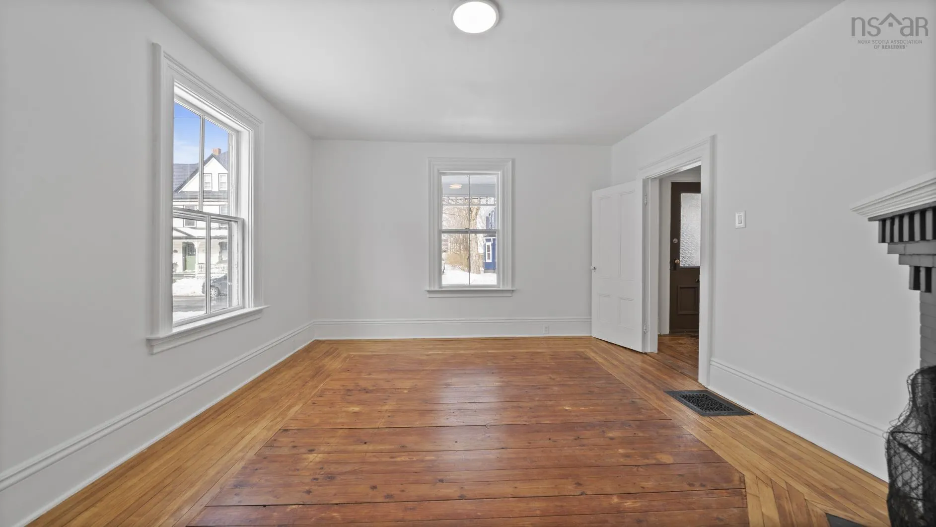 74 Duke Street, Truro Ns B2n 2a6, 3 Bedrooms Bedrooms, ,2 BathroomsBathrooms,Residential,For Sale,Duke,202503377