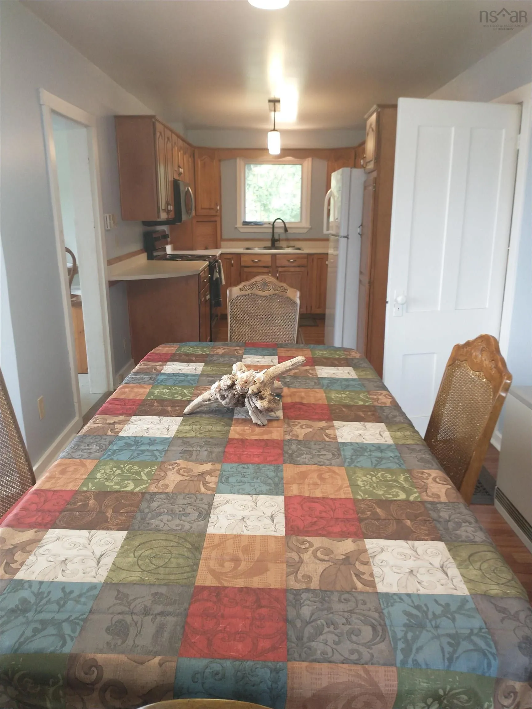 4308 Highway 2, Upper Economy Ns B0m 1b0, 5 Bedrooms Bedrooms, ,2 BathroomsBathrooms,Residential,For Sale,Highway 2,202423628