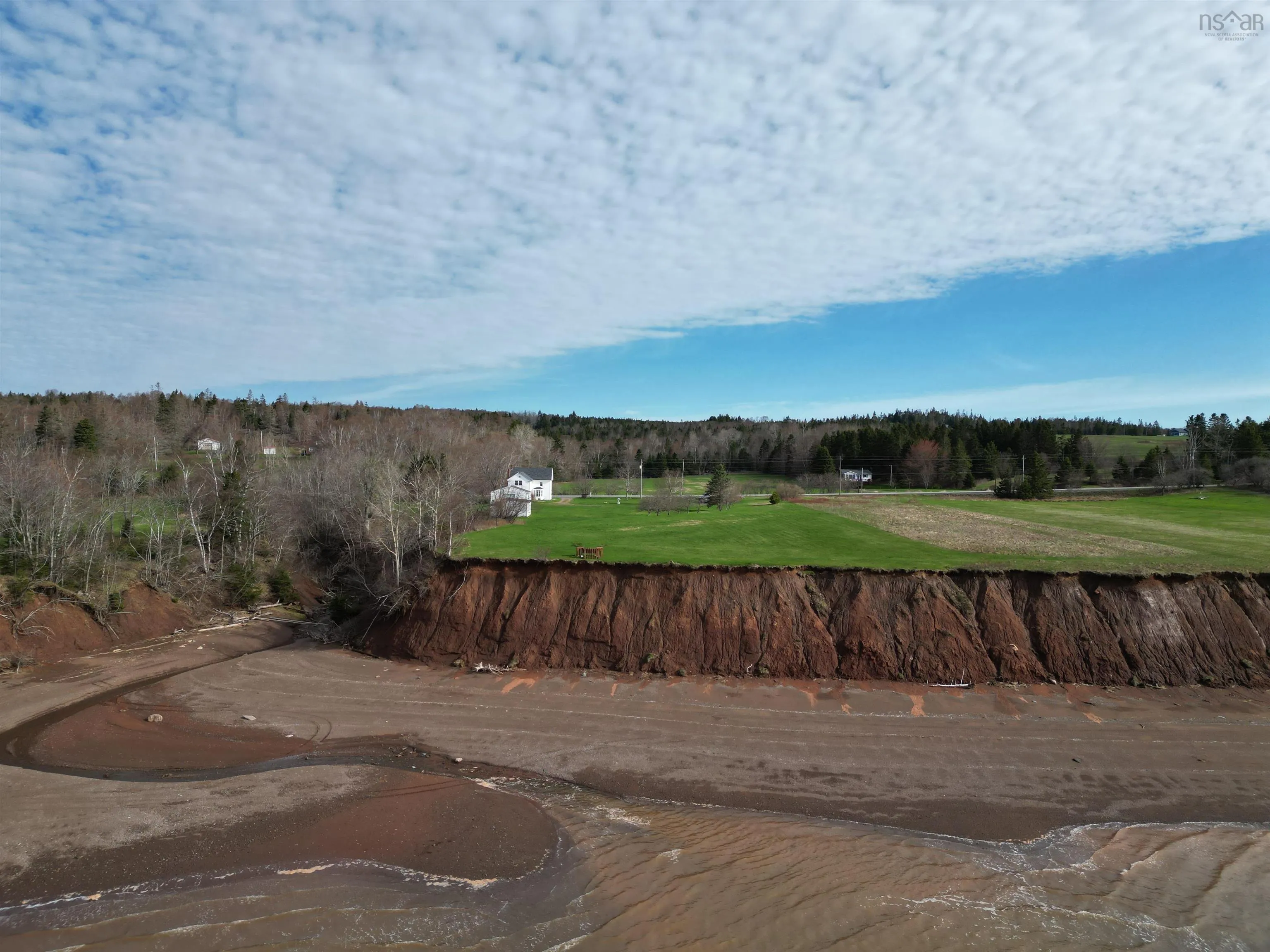 4308 Highway 2, Upper Economy Ns B0m 1b0, 5 Bedrooms Bedrooms, ,2 BathroomsBathrooms,Residential,For Sale,Highway 2,202423628