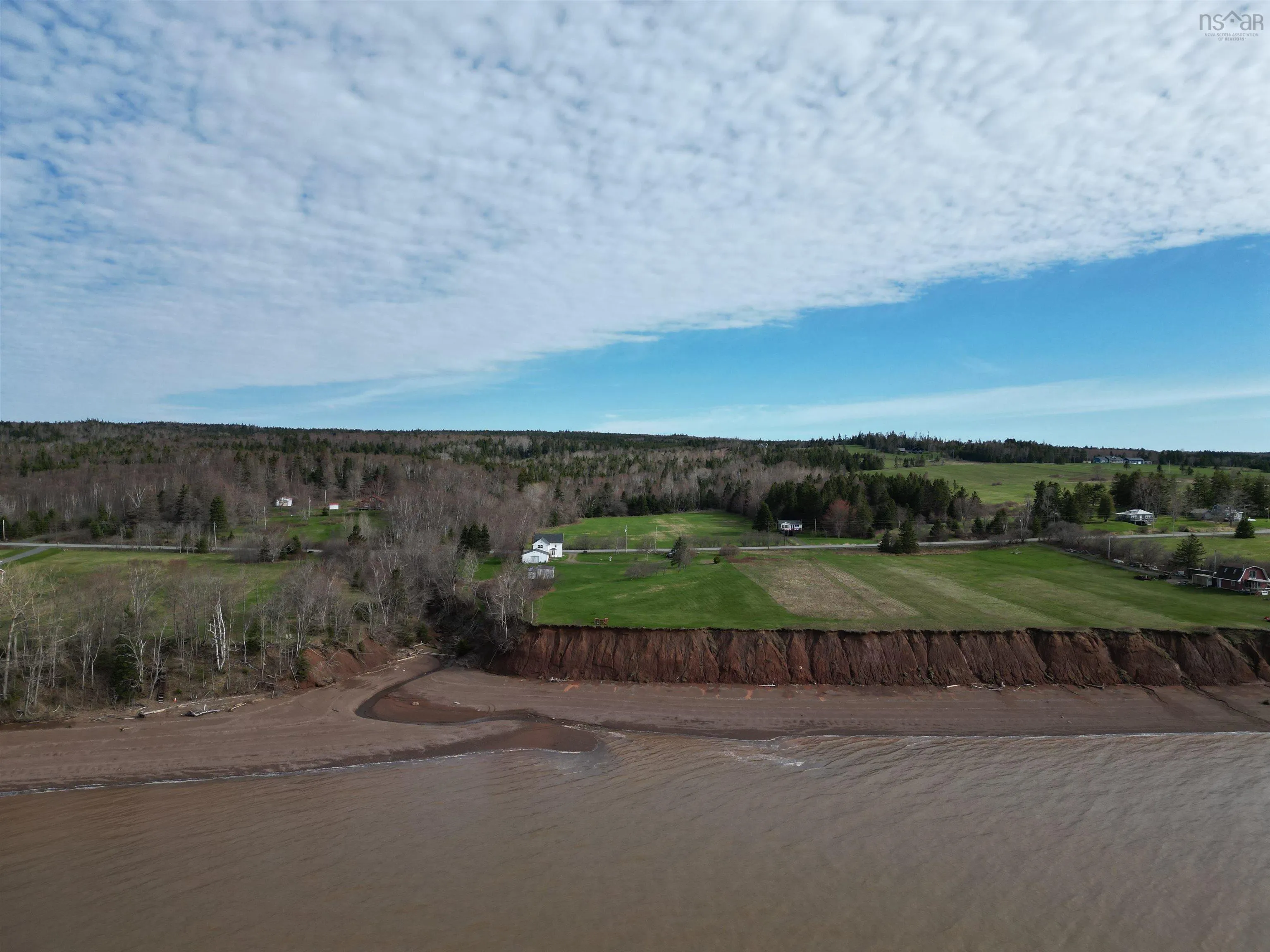 4308 Highway 2, Upper Economy Ns B0m 1b0, 5 Bedrooms Bedrooms, ,2 BathroomsBathrooms,Residential,For Sale,Highway 2,202423628