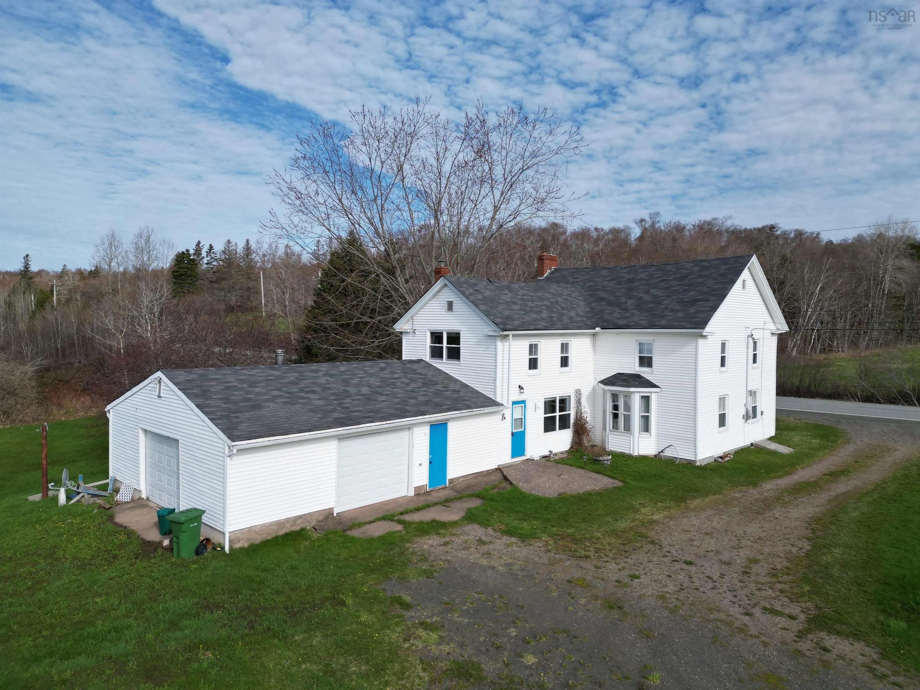 4308 Highway 2, Upper Economy Ns B0m 1b0, 5 Bedrooms Bedrooms, ,2 BathroomsBathrooms,Residential,For Sale,Highway 2,202423628