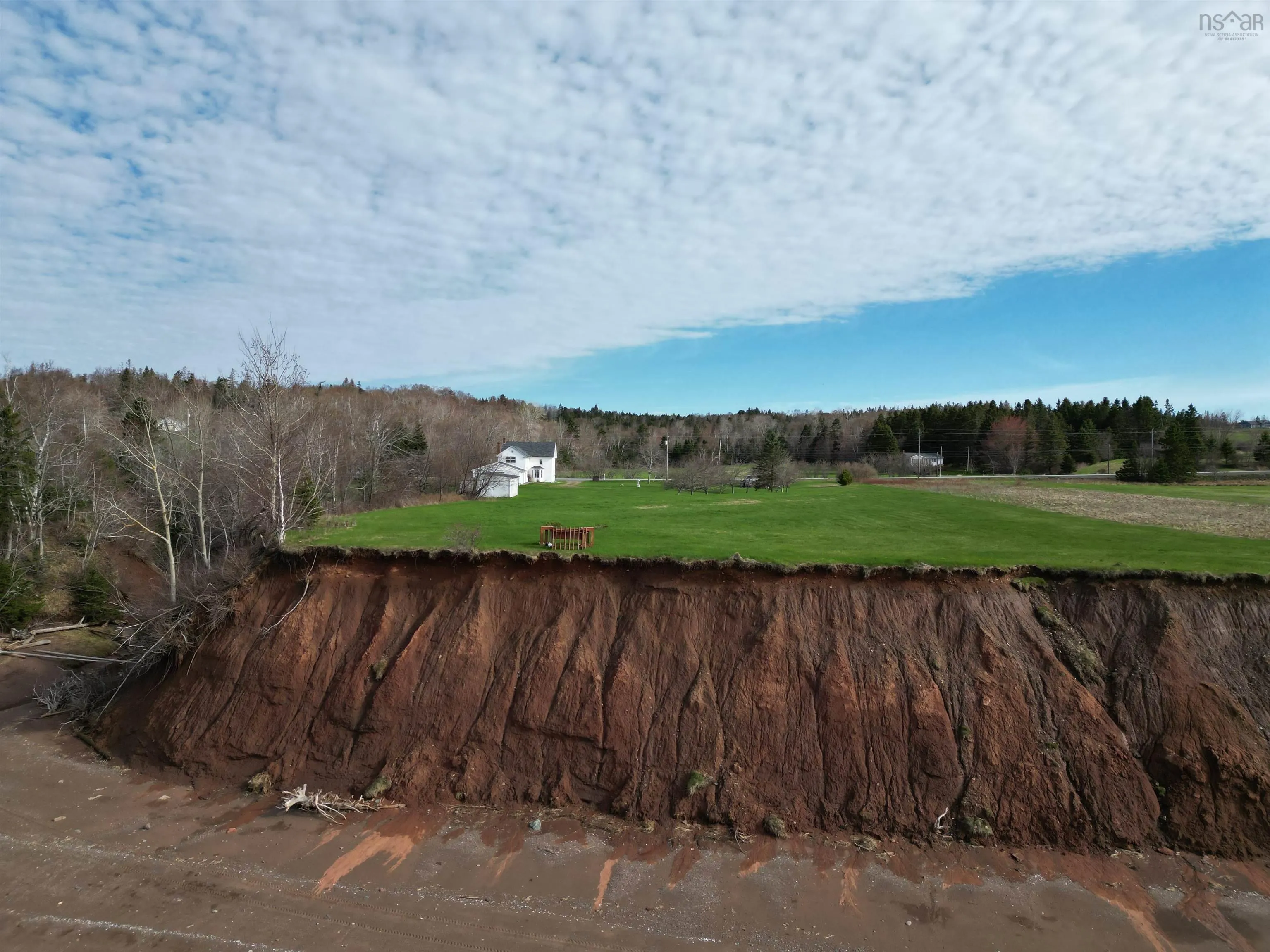 4308 Highway 2, Upper Economy Ns B0m 1b0, 5 Bedrooms Bedrooms, ,2 BathroomsBathrooms,Residential,For Sale,Highway 2,202423628