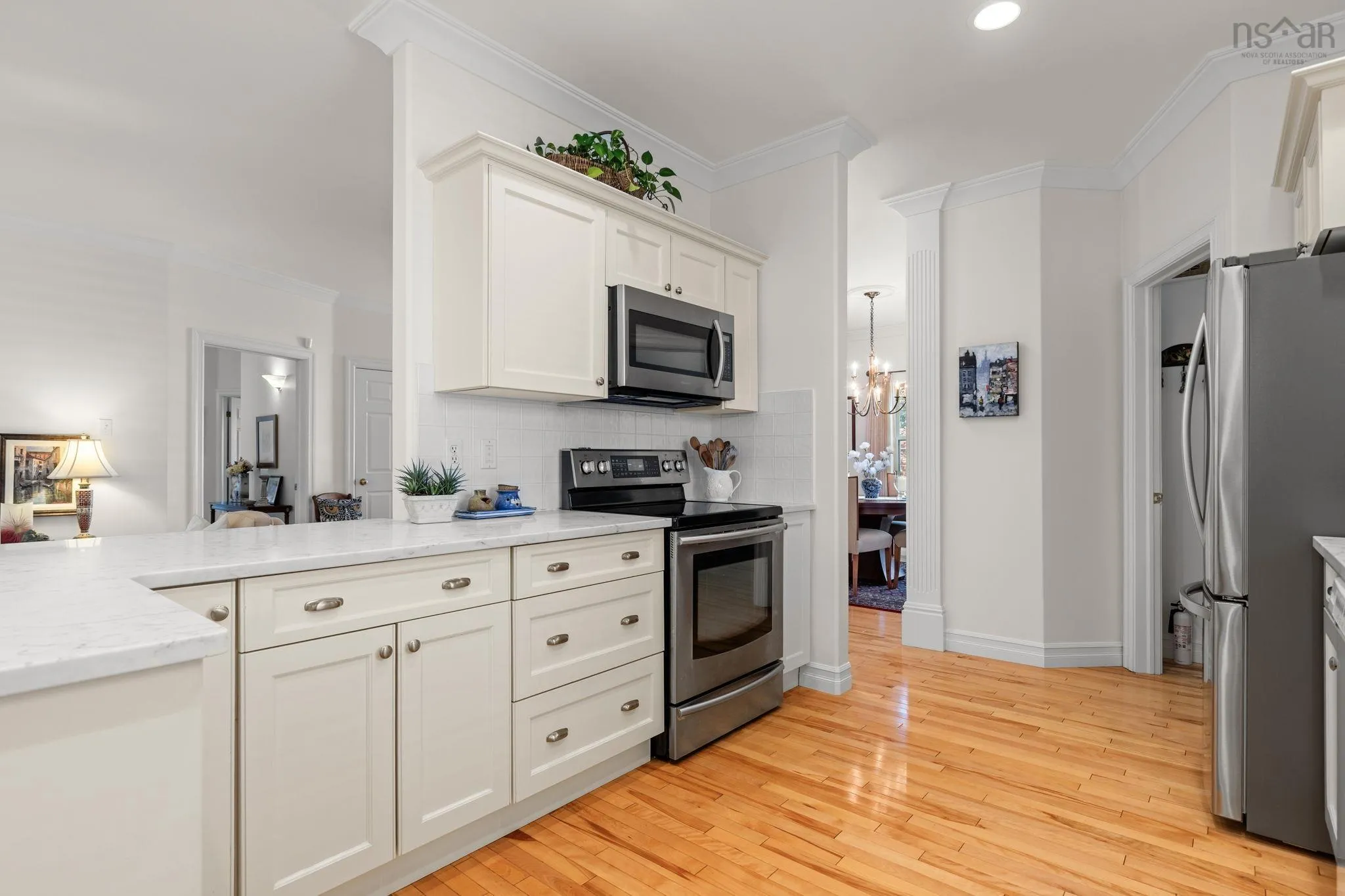 124 Lakeshore Park Terrace, Dartmouth, NS B3A 4Z4, 4 Bedrooms Bedrooms, ,3 BathroomsBathrooms,Residential,For Sale,Lakeshore Park,202520593