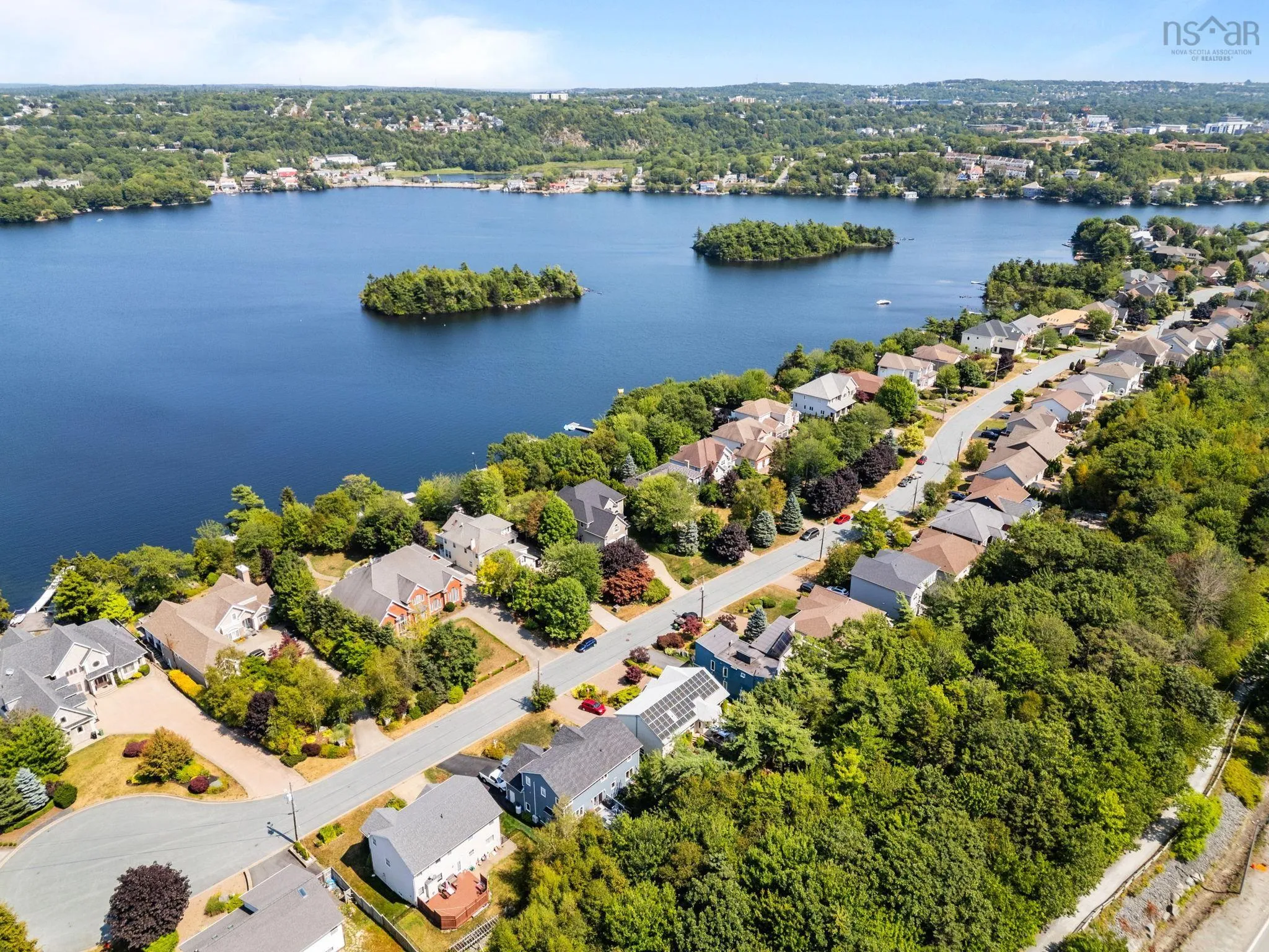 124 Lakeshore Park Terrace, Dartmouth, NS B3A 4Z4, 4 Bedrooms Bedrooms, ,3 BathroomsBathrooms,Residential,For Sale,Lakeshore Park,202520593