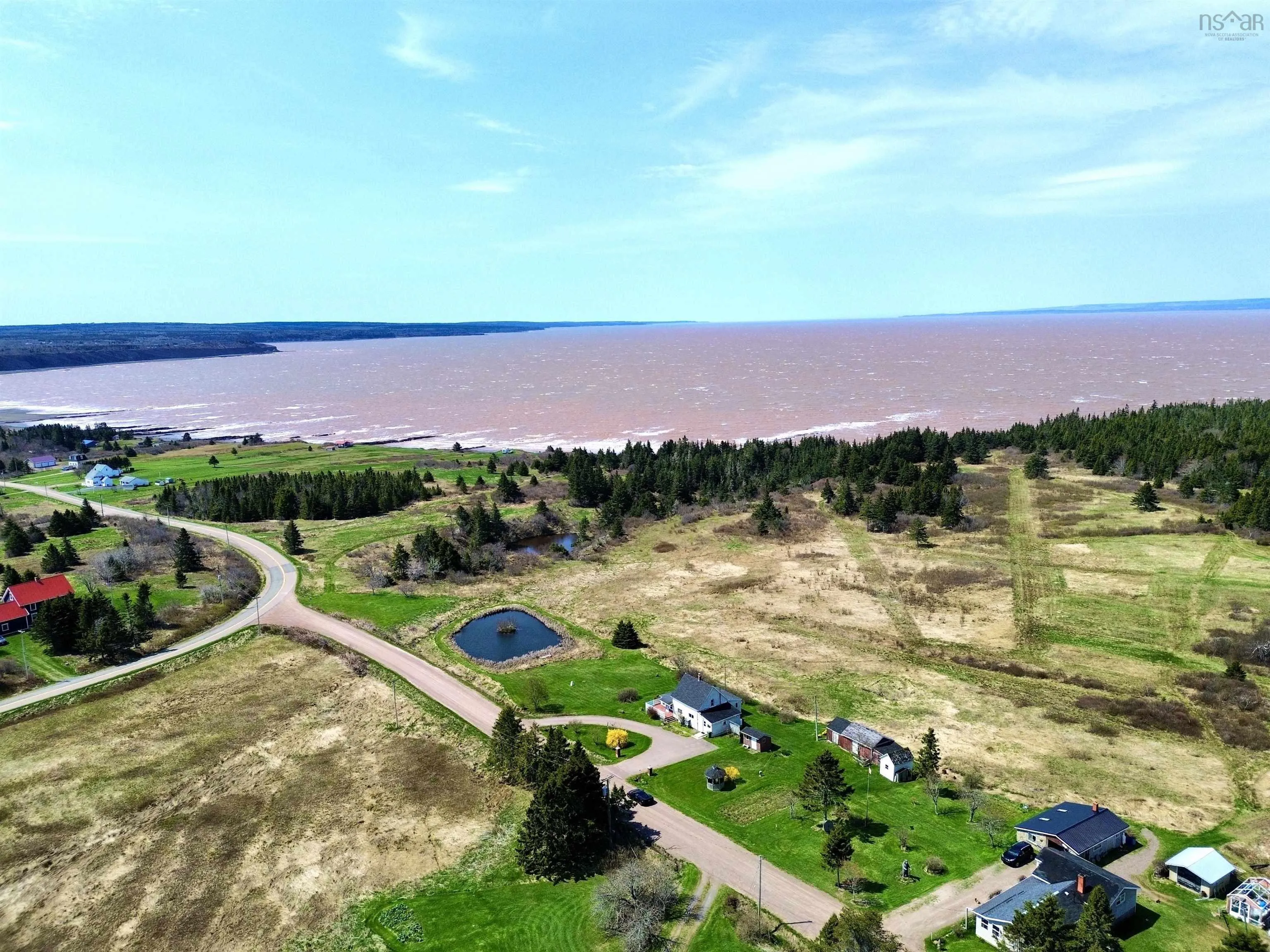 773 Lower Cove Road, Lower Cove, NS B0L 1A0, 4 Bedrooms Bedrooms, ,2 BathroomsBathrooms,Residential,For Sale,Lower Cove,202511011