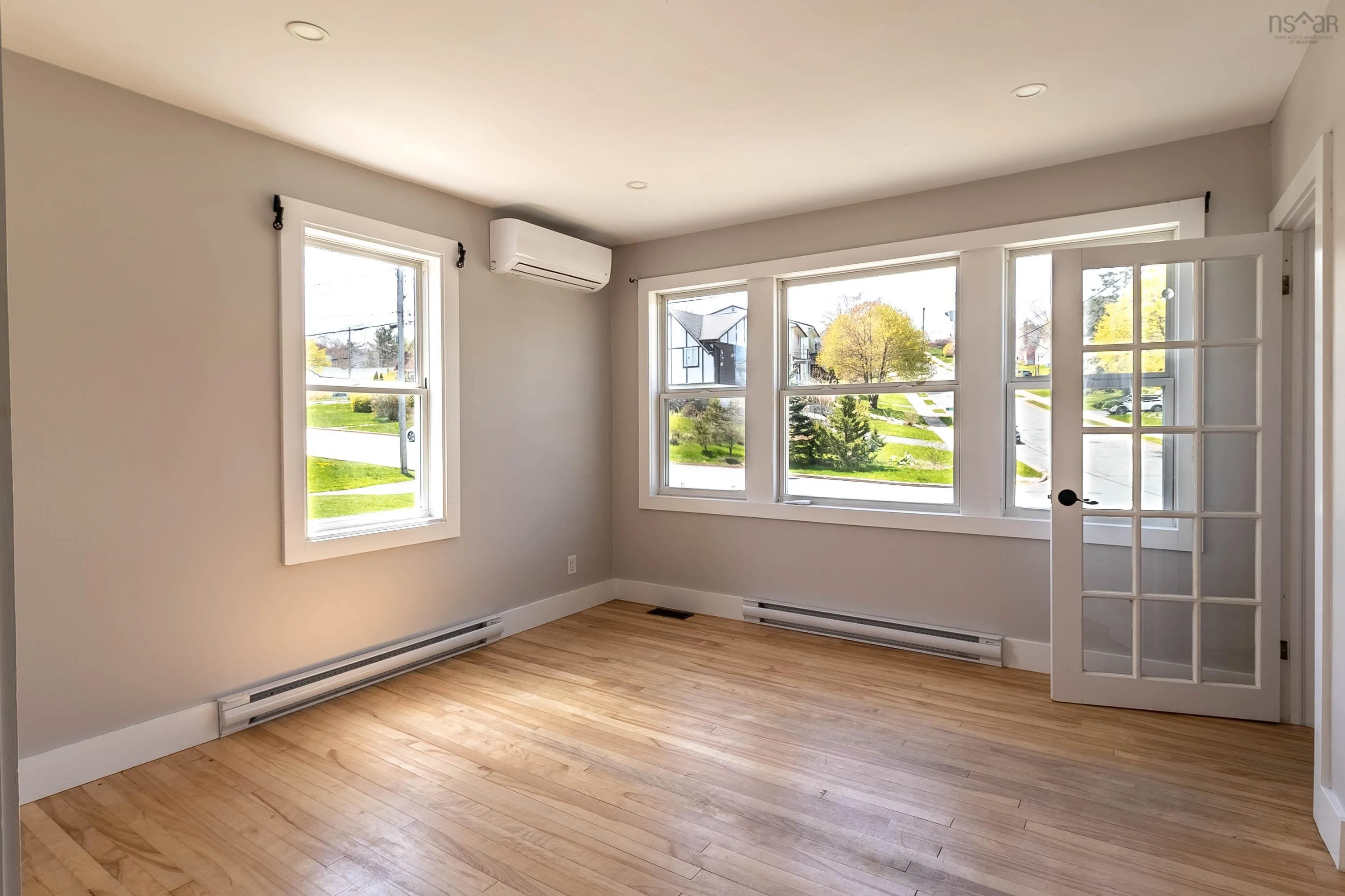 58 Thornhill Drive, Spryfield, NS B3R 2B4, 3 Bedrooms Bedrooms, ,Residential Income,For Sale,Thornhill,202511848